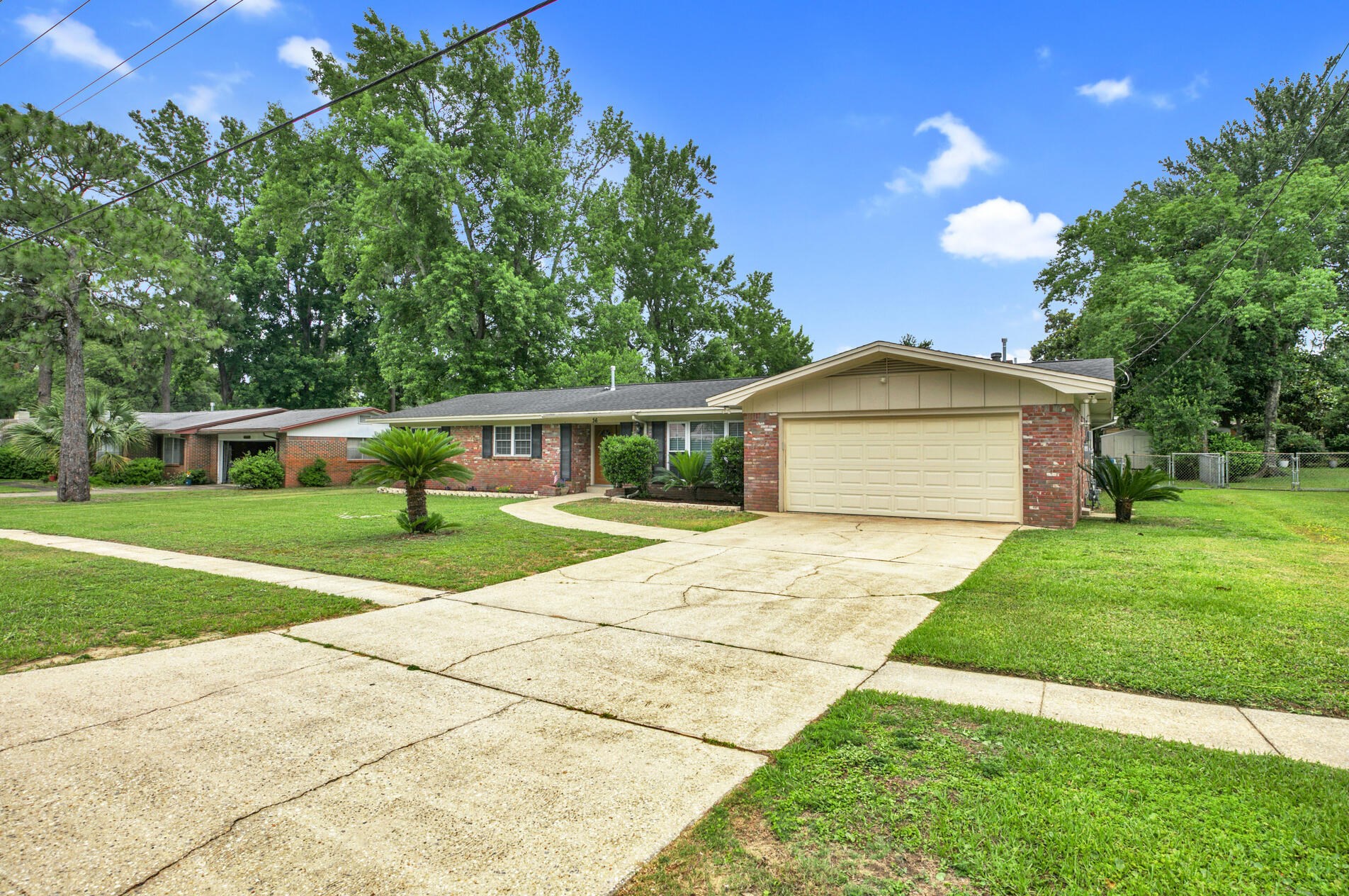 36 Poplar Ave, Shalimar, FL 32579