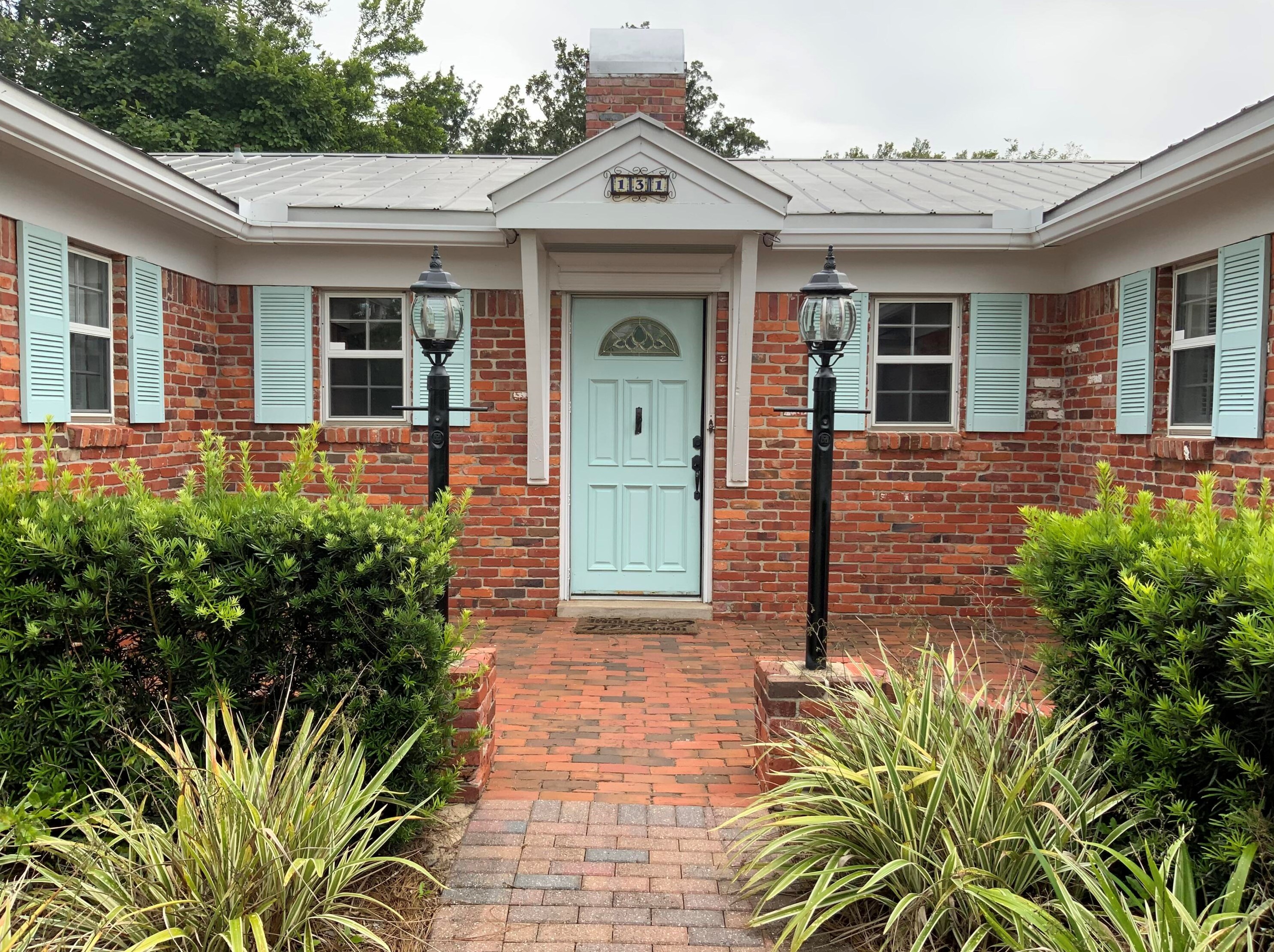 131 Poquito Rd, Shalimar, FL 32579