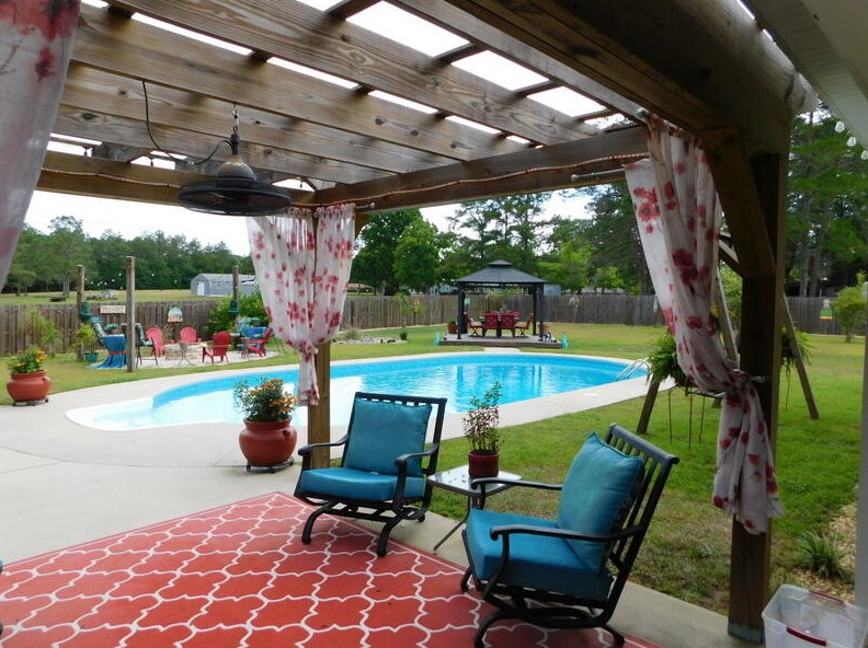 3162 Cottonwood Dr, Crestview, FL 32539-9025
