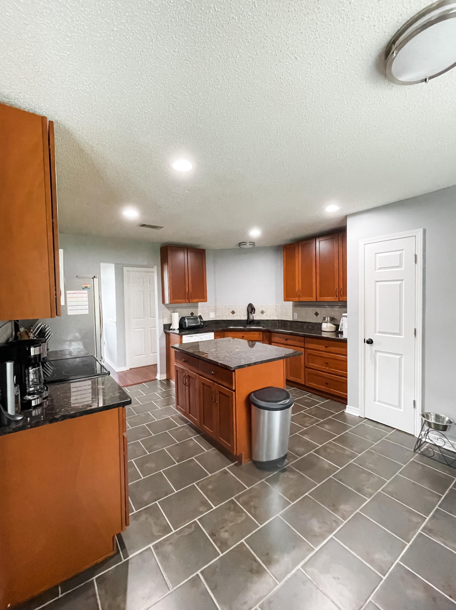 1205 Ego Dr, Crestview FL  32536-4281 exterior