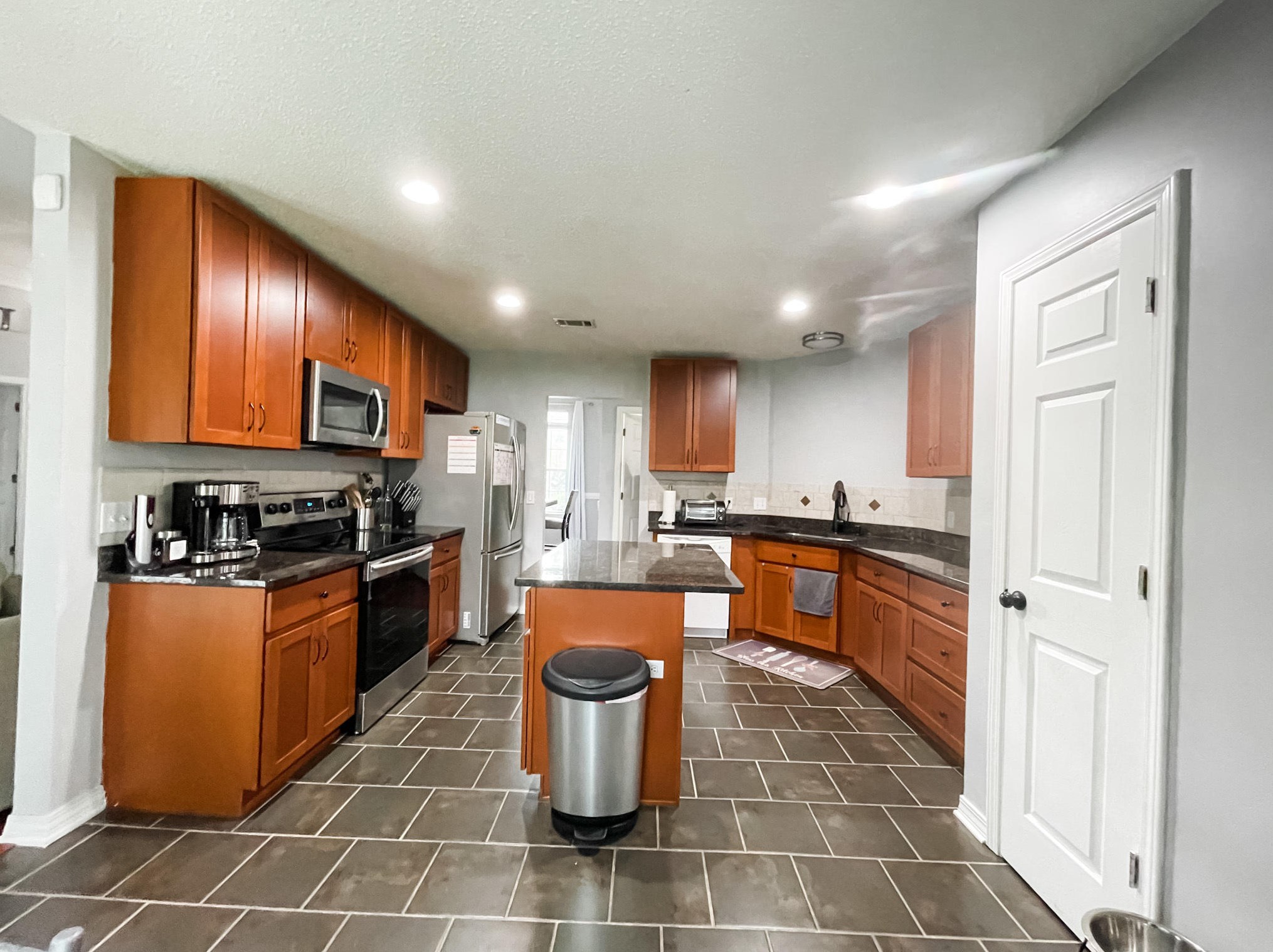 1205 Ego Dr, Crestview FL  32536-4281 exterior