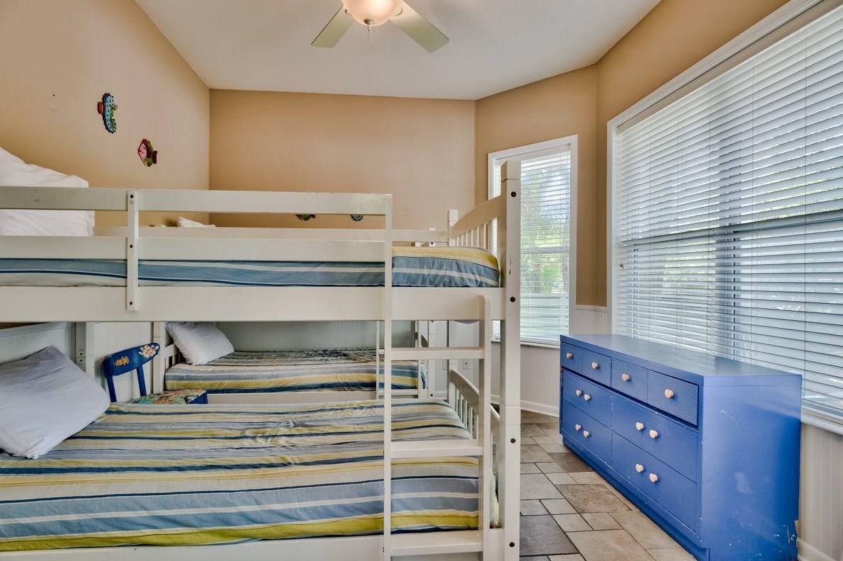 261 Defuniak St, Santa Rosa Beach FL  32459-2848 exterior