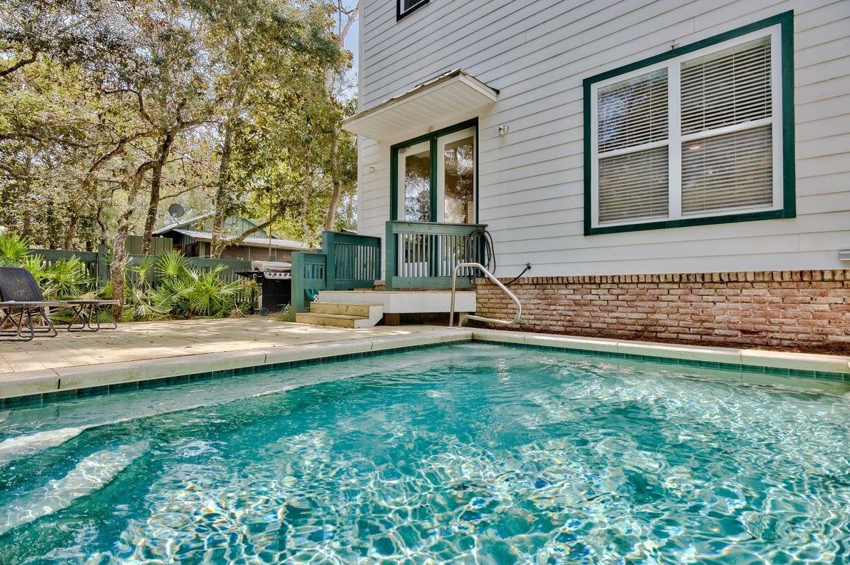 261 Defuniak St, Santa Rosa Beach FL  32459-2848 exterior