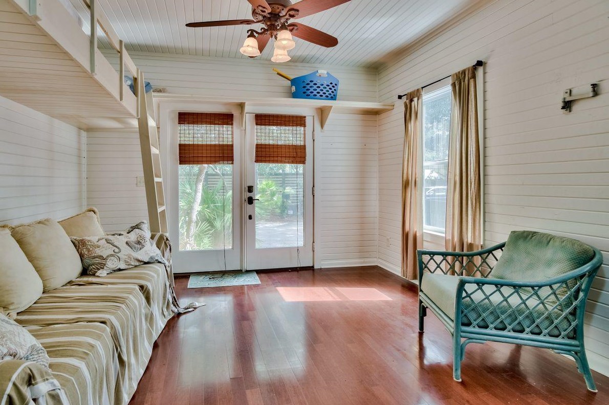 261 Defuniak St, Santa Rosa Beach FL  32459-2848 exterior