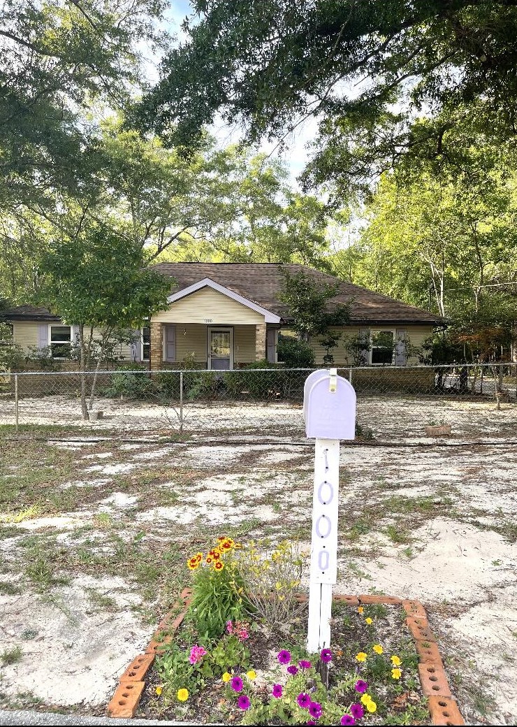 1000 Kenneth Ave, Crestview, FL 32536-1900