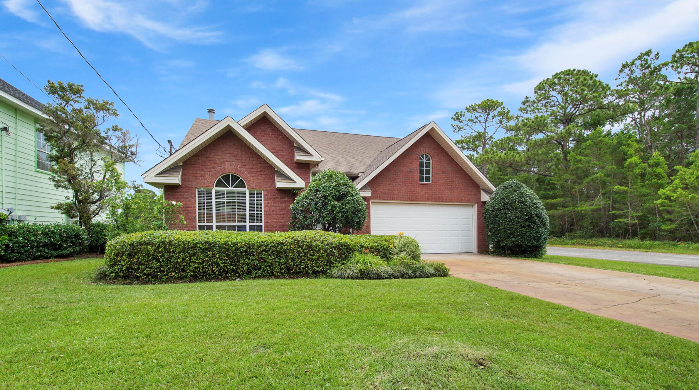 111 Hidden Lakes Dr, Destin, FL 32550