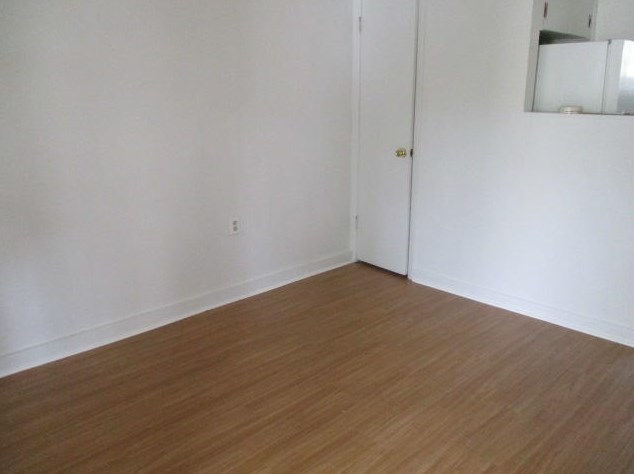 551 E Miracle Strip E #8, Mary Esther, FL 32569