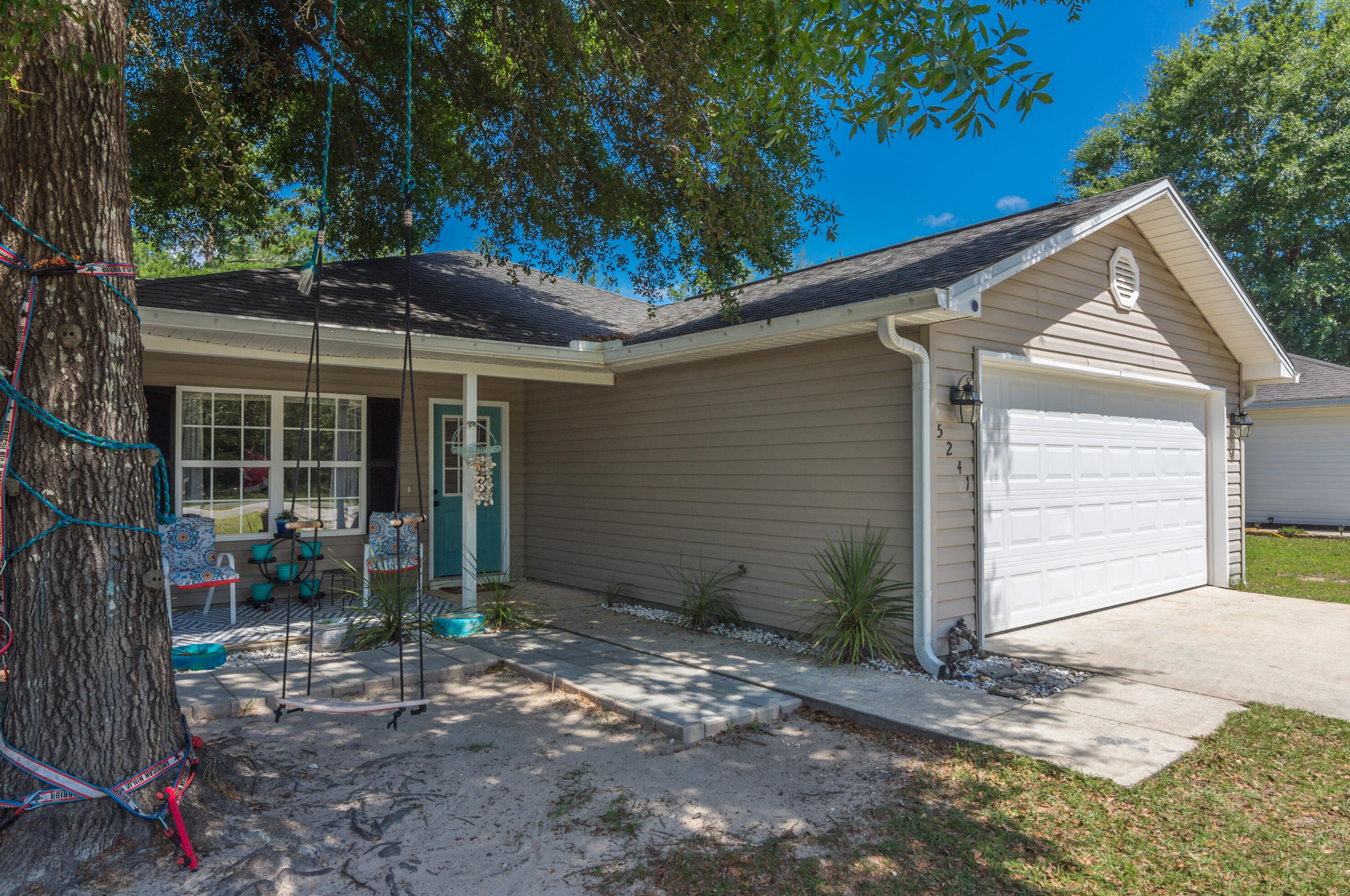 5241 Kervin Rd, Crestview, FL 32539-8728