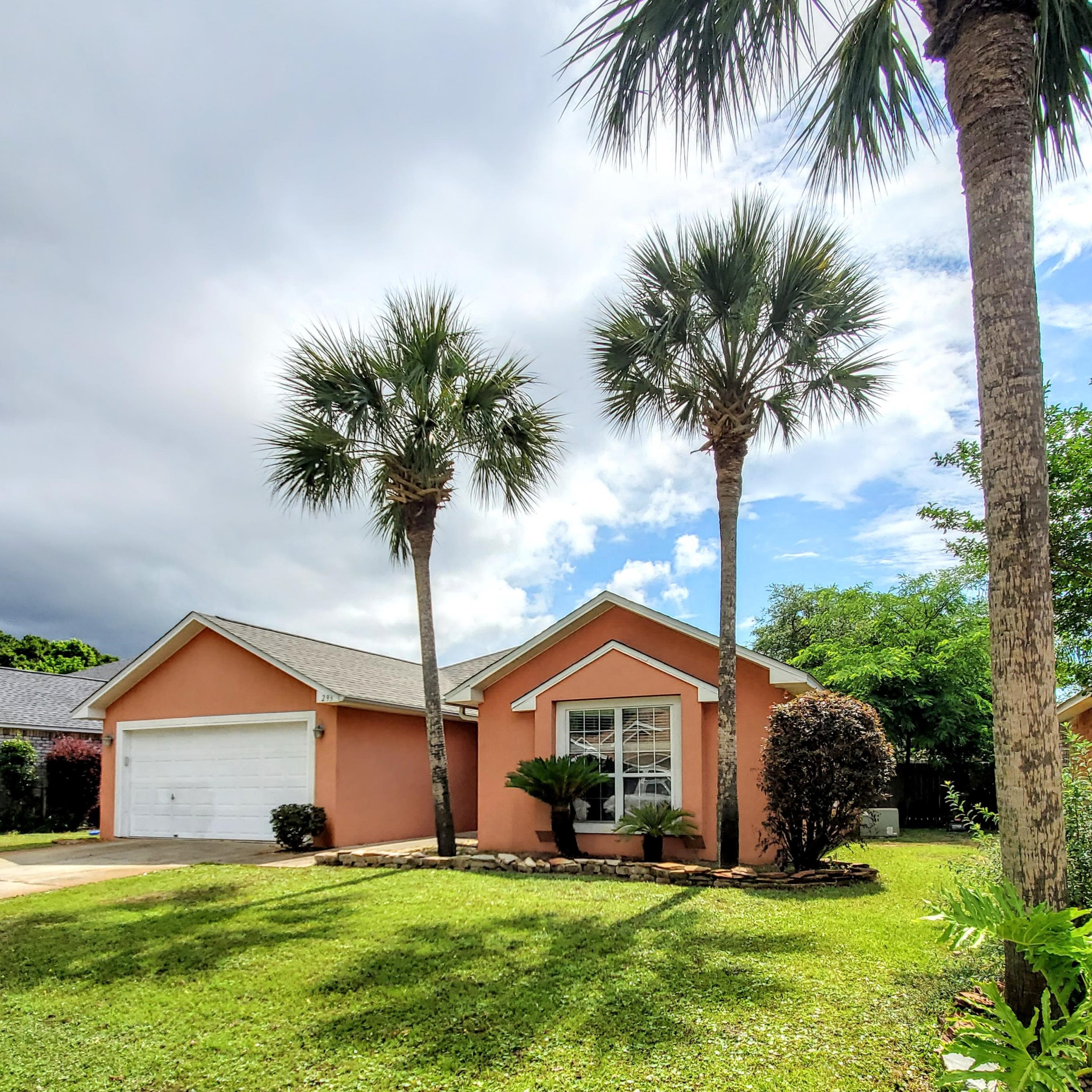 293 Tecumseh Ln, Mary Esther, FL 32569-2222