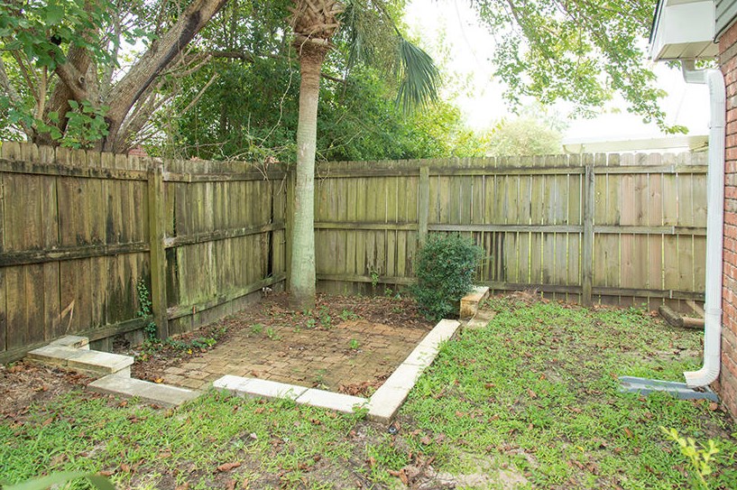 769 Pearl Sand Dr, Mary Esther FL  32569-2163 exterior