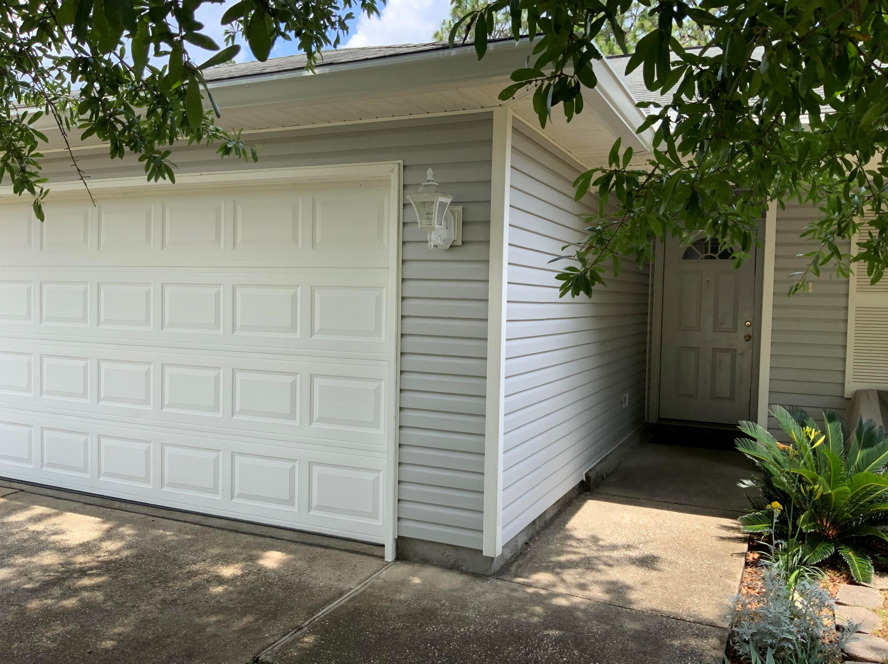 106 Split Creek Dr, Crestview FL  32539-3010 exterior