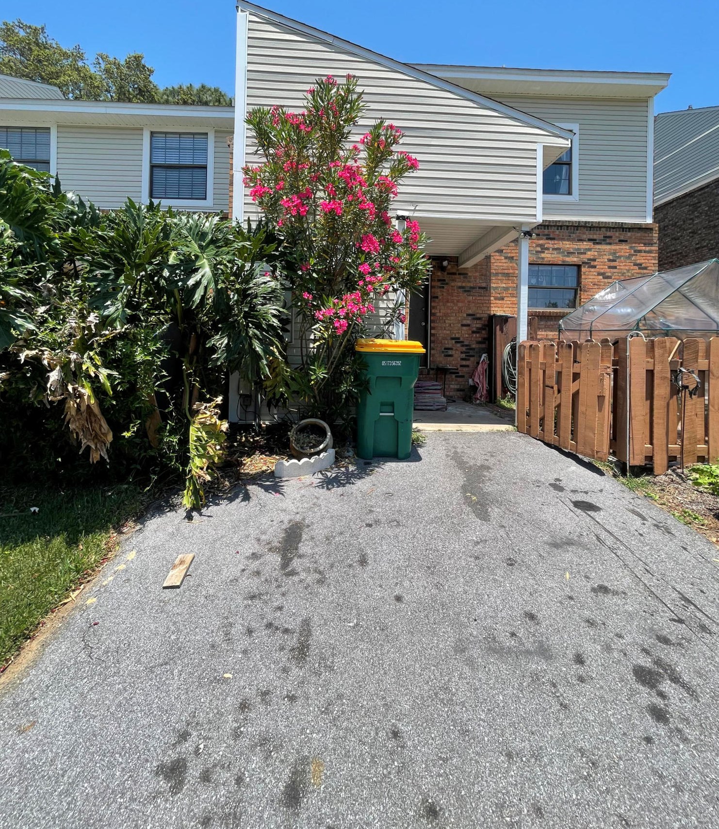 121 4th Ave, Shalimar, FL 32579