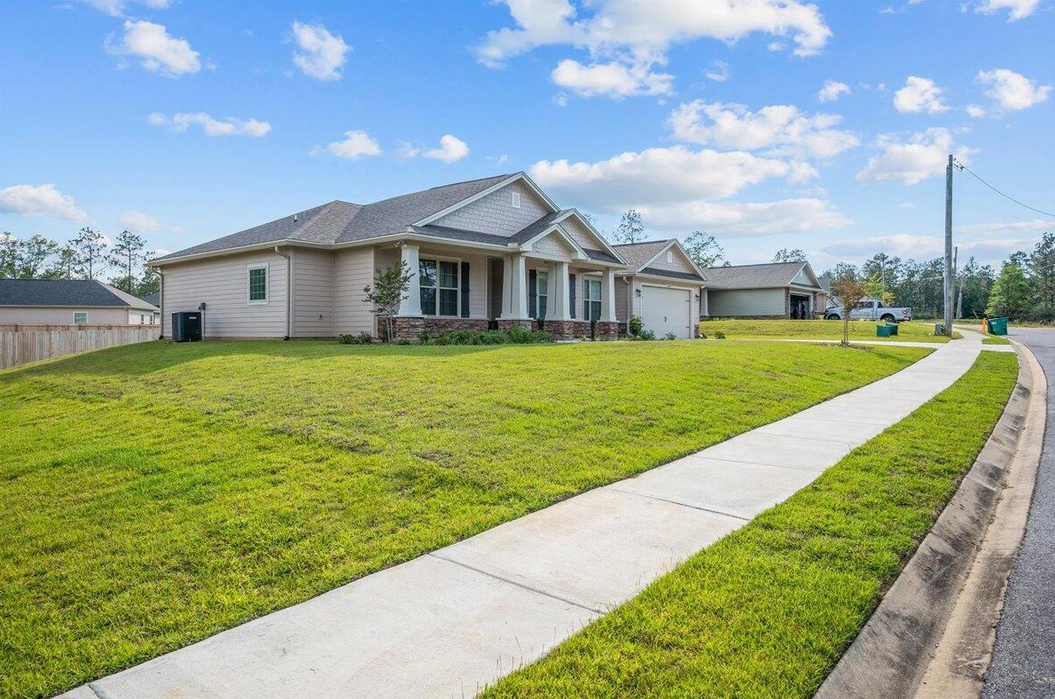 3508 Malus Ct, Crestview, FL 32539