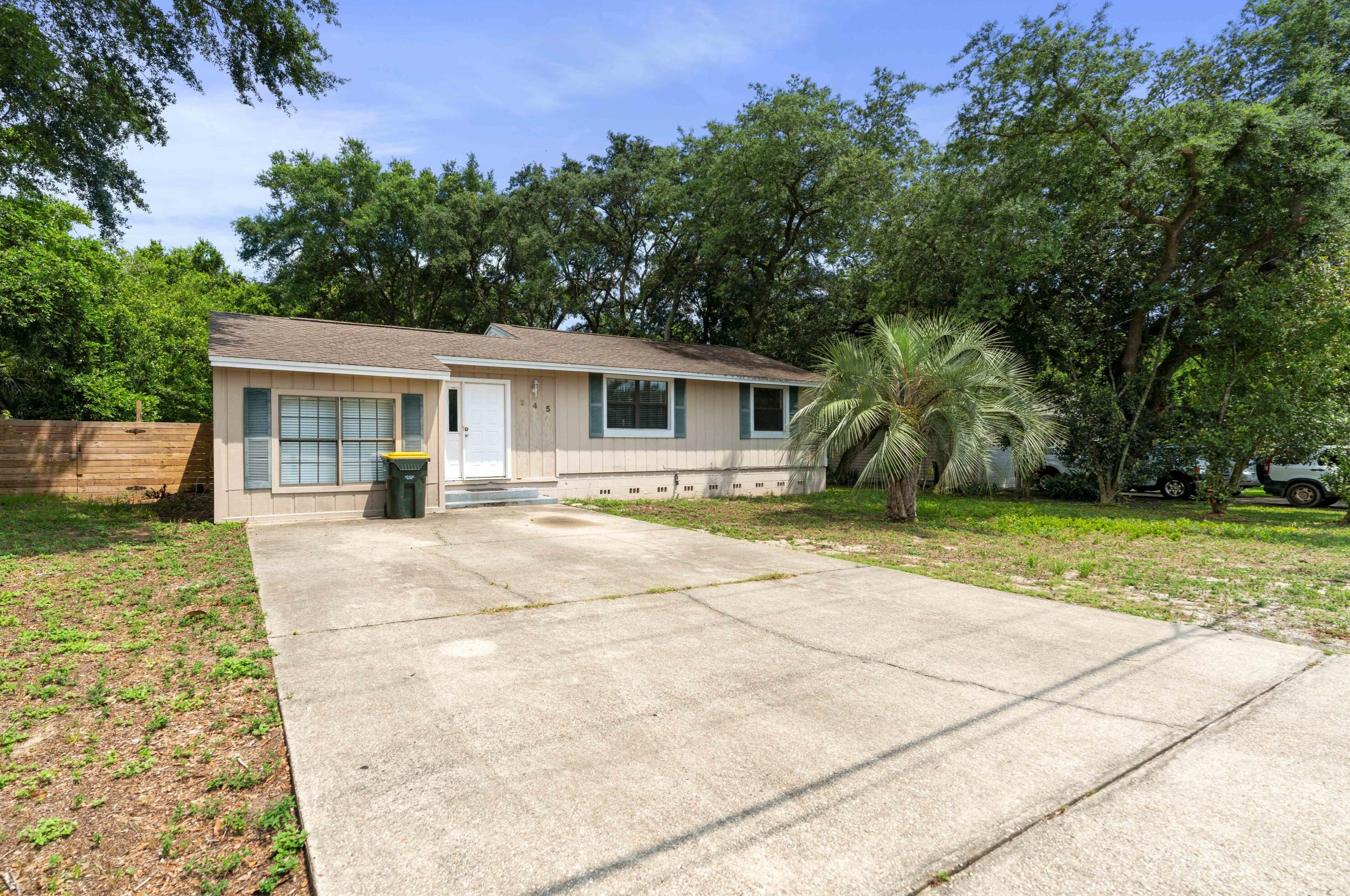 245 Hwy Ave, Fort Walton Beach, FL 32547