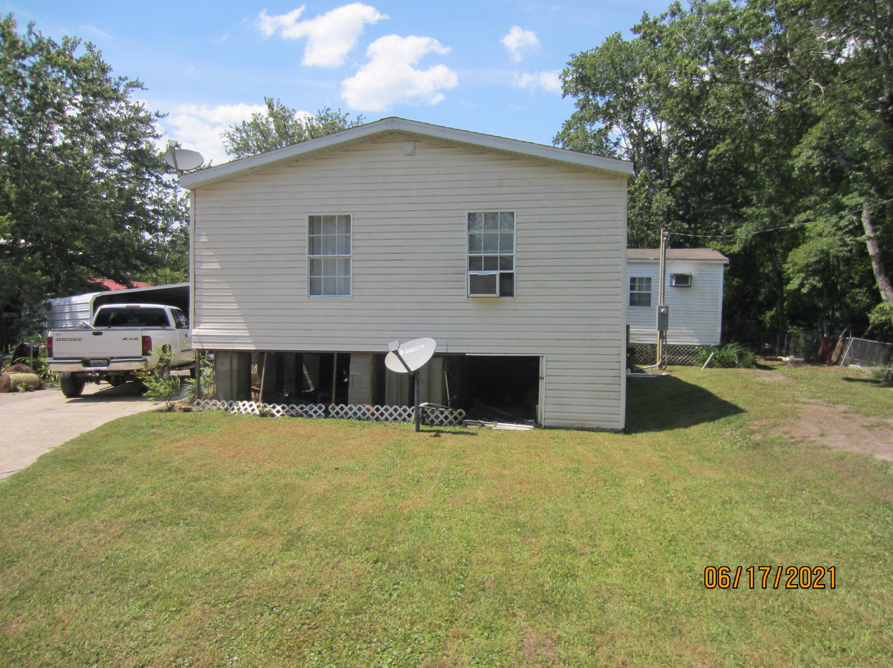 172 Alaqua Cove Rd, Freeport, FL 32439