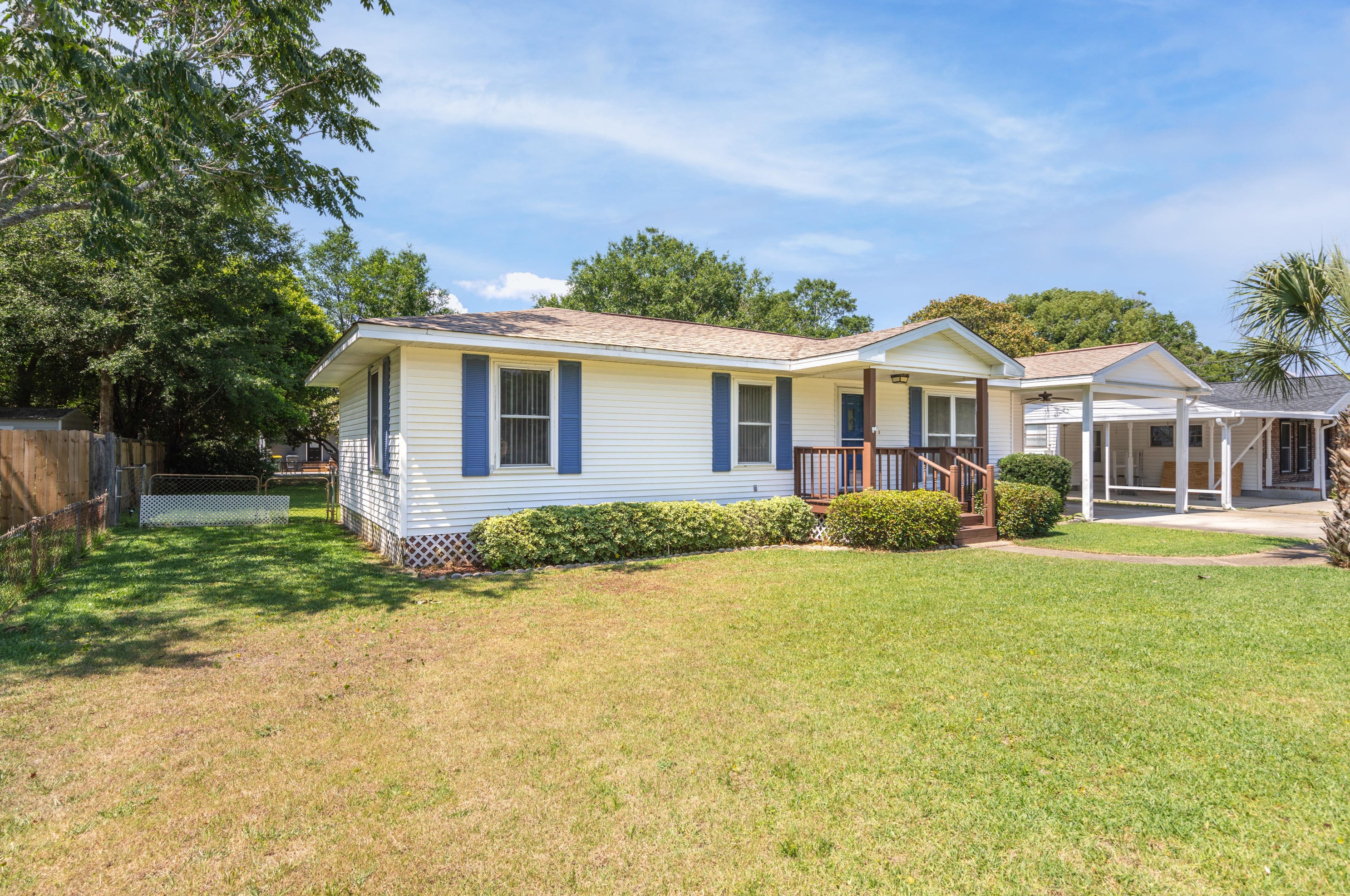 143 Rainbow Dr, Fort Walton Beach, FL 32548-4340