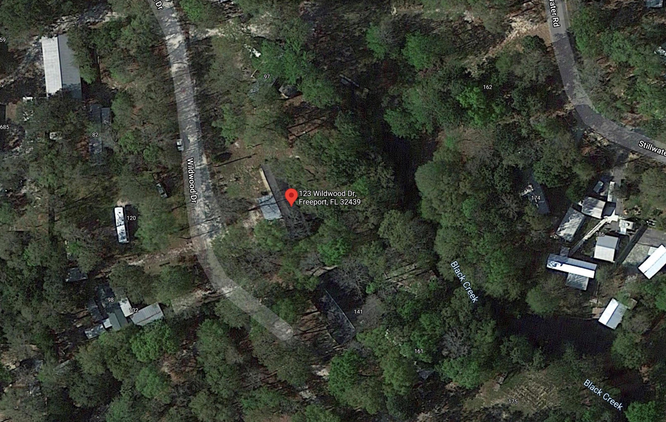 123 Wildwood Dr, Freeport, FL 32439