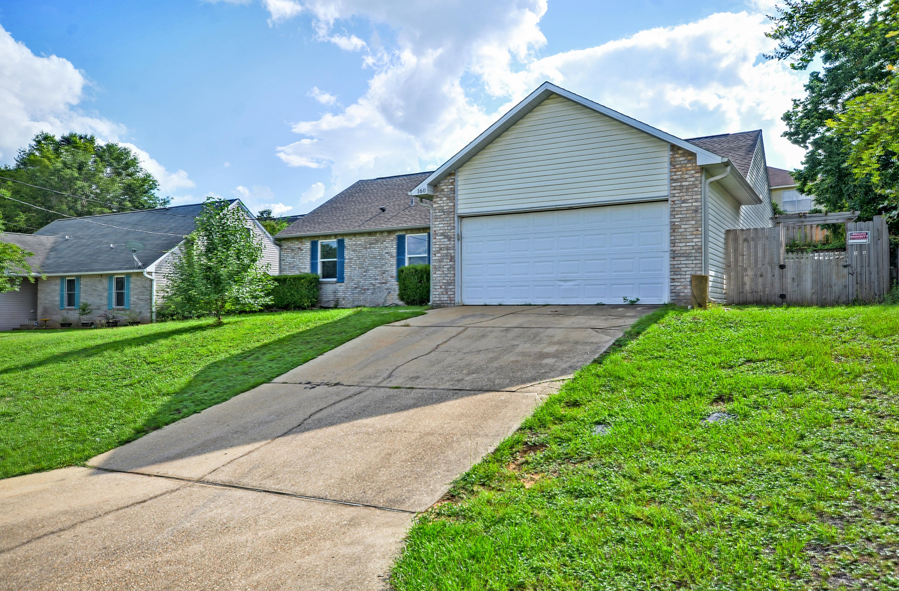 160 Nicole Ln, Crestview, FL 32539-6063