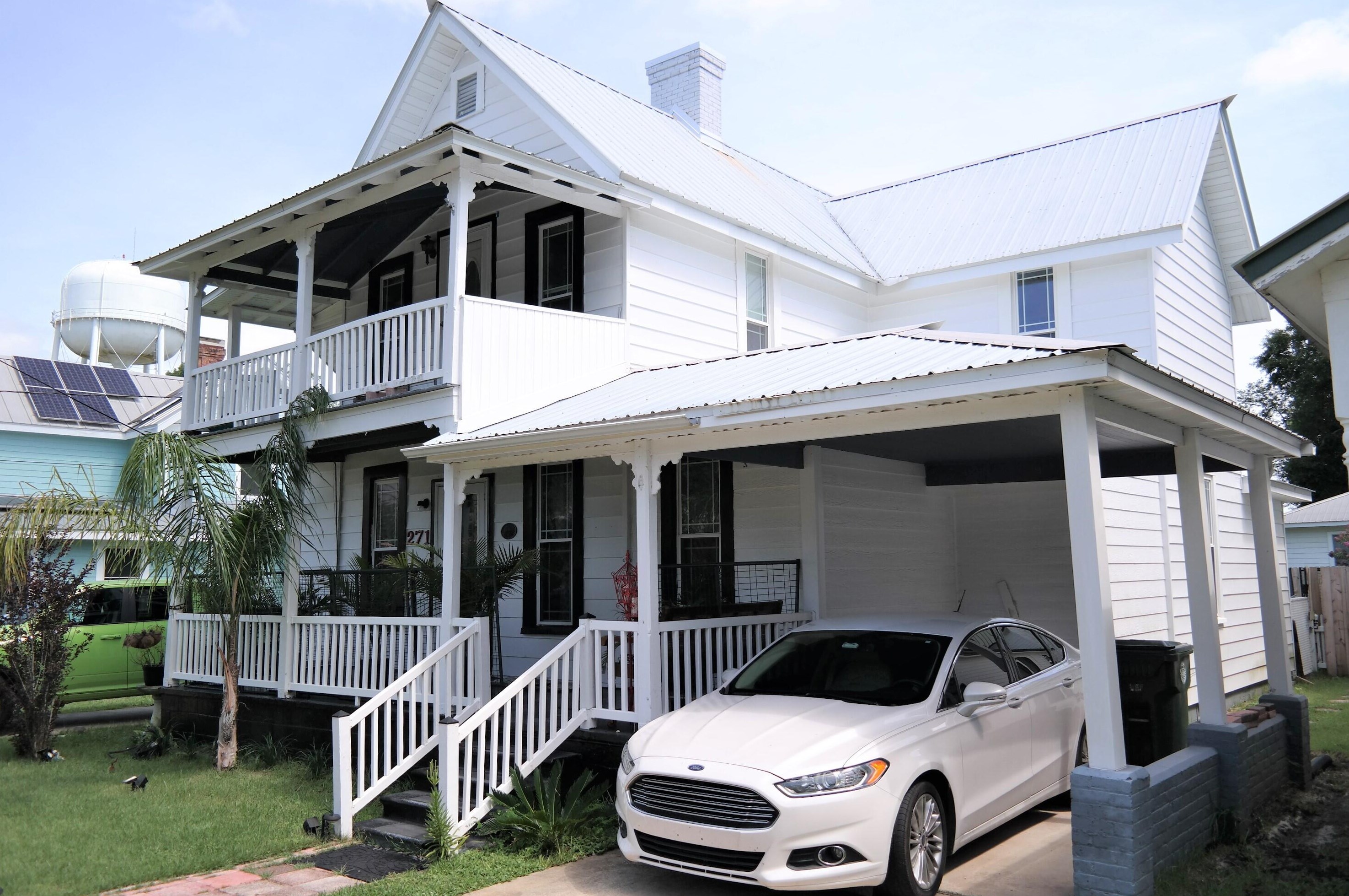 271 E Live Oak Ave E, Defuniak Springs, FL 32435