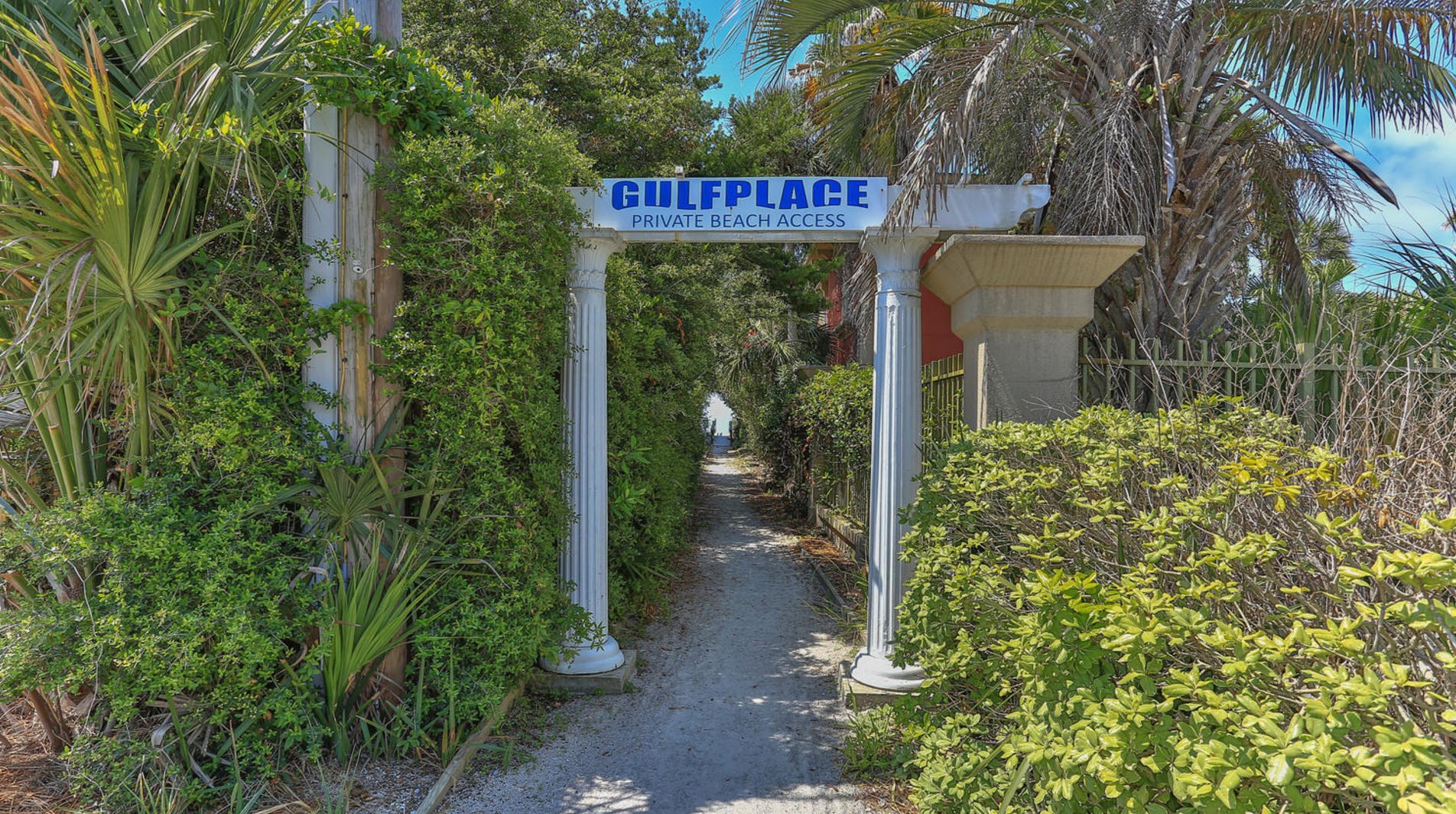 36 Henry Ct, Santa Rosa Beach, FL 32459-4364