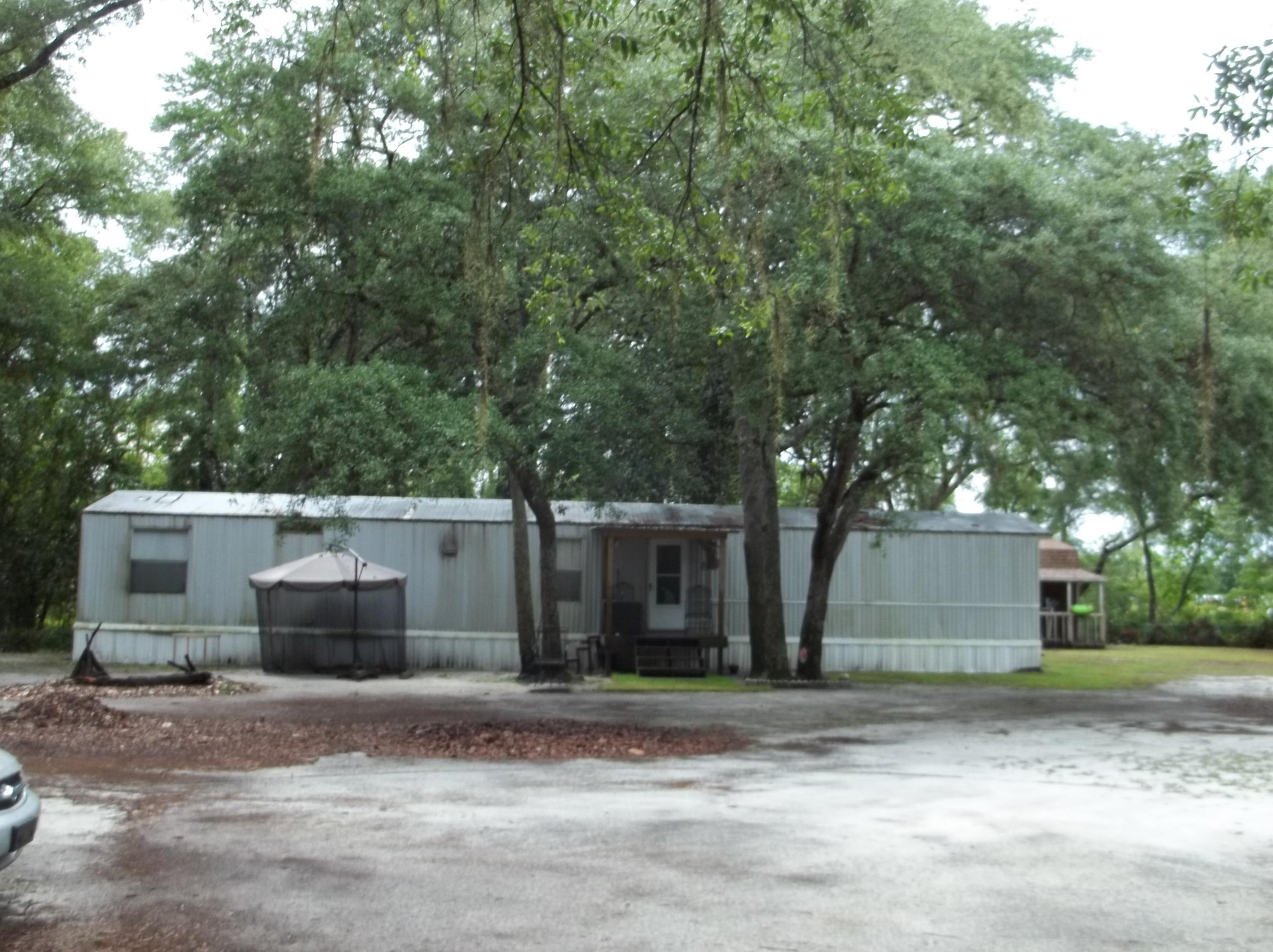 1032 Old Jolly Bay Rd, Freeport, FL 32439