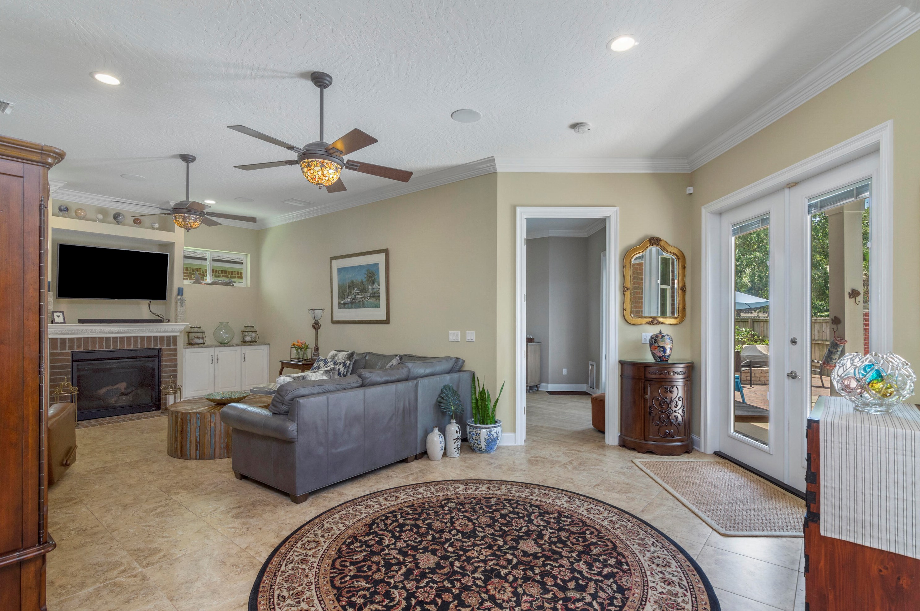 16 Plantation Oaks Dr, Mary Esther FL  32569-2902 exterior