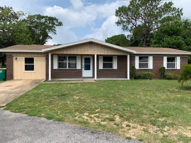 11 11th St, Shalimar, FL 32579