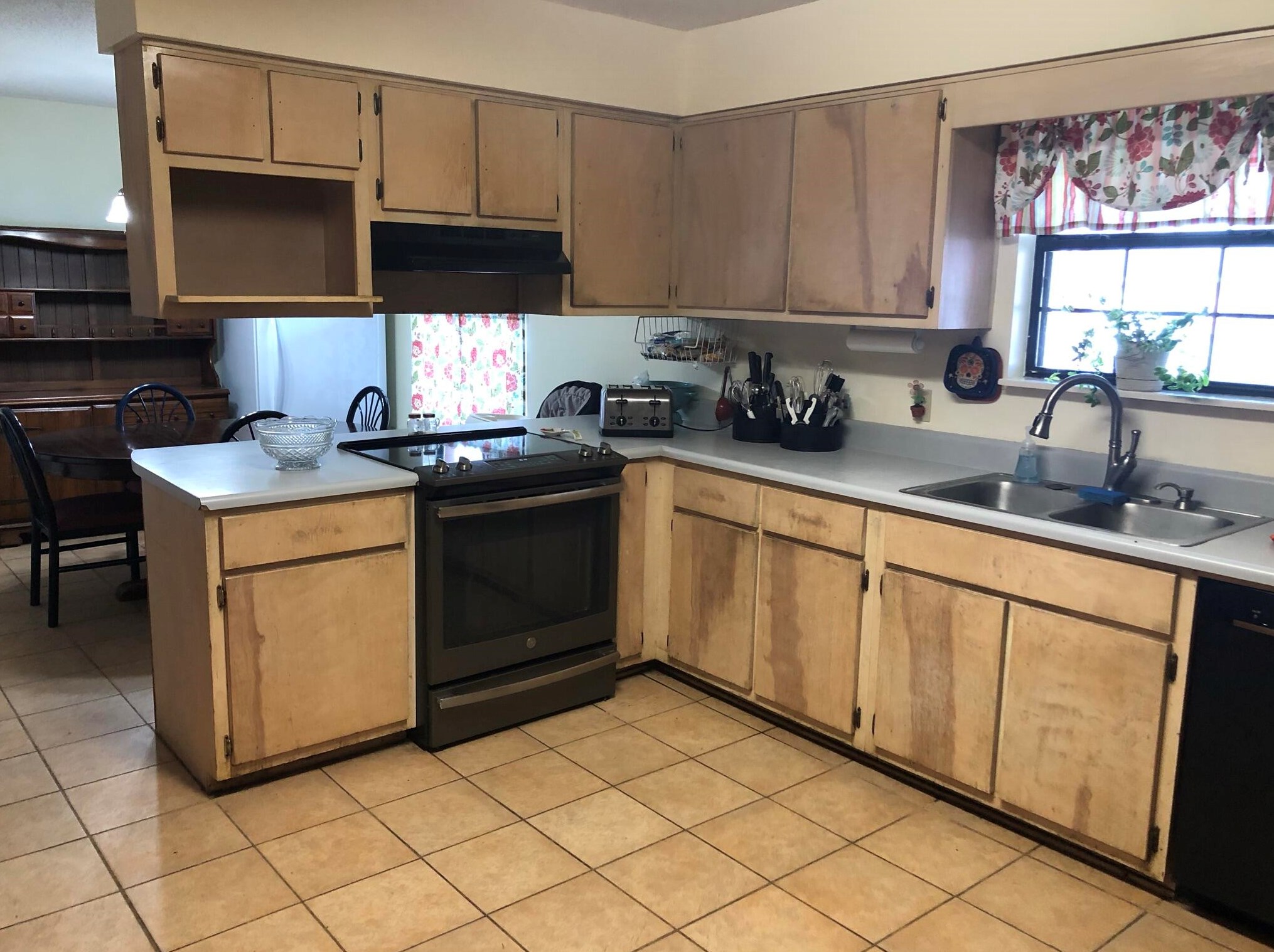 180 Nun Dr, Crestview, FL 32536-4276