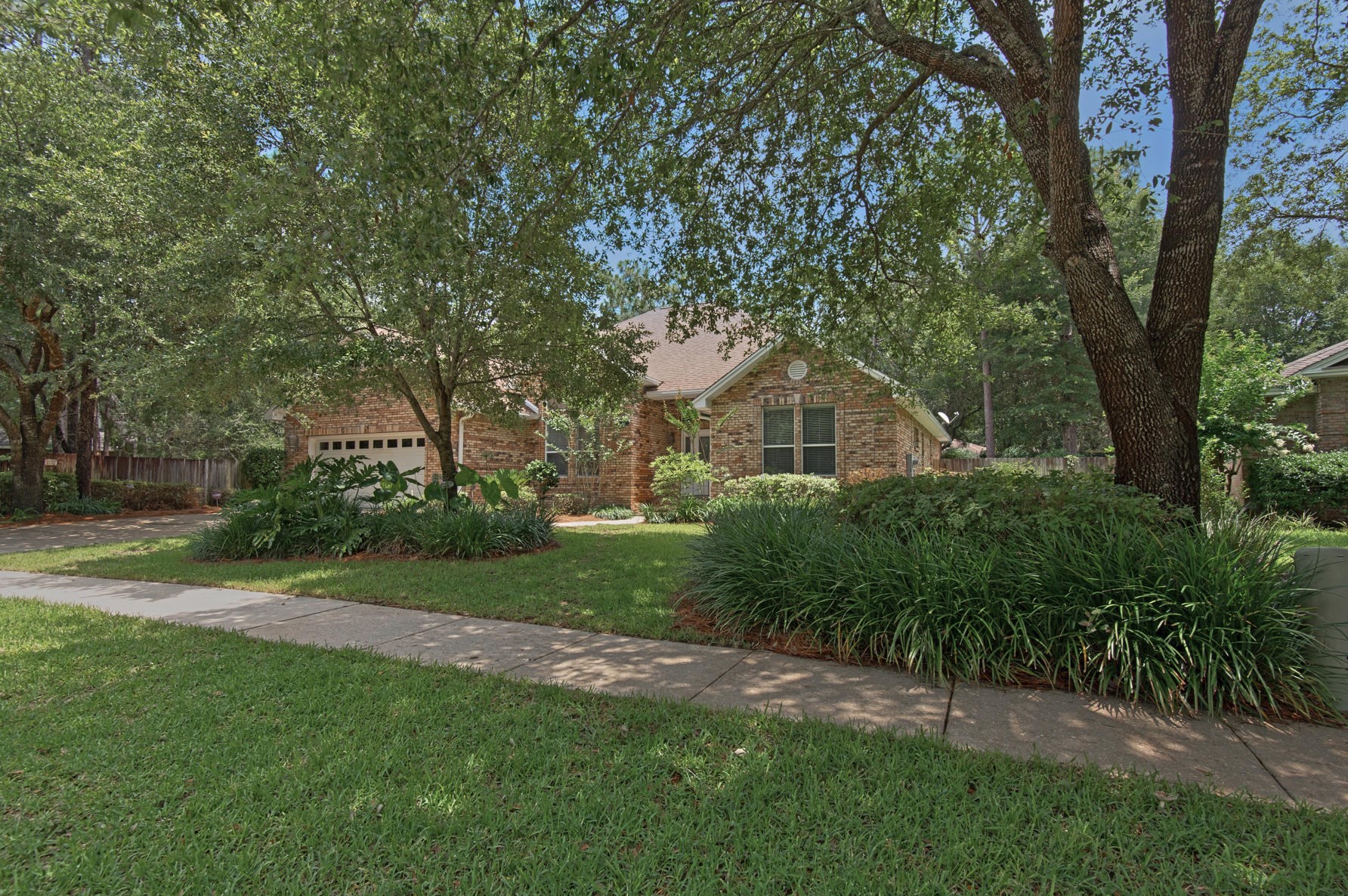 898 Coldwater Creek Cir, Niceville, FL 32578-1652