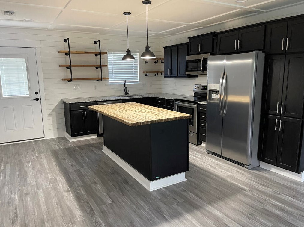 1331 Pearl St, Crestview FL  32536-2436 exterior