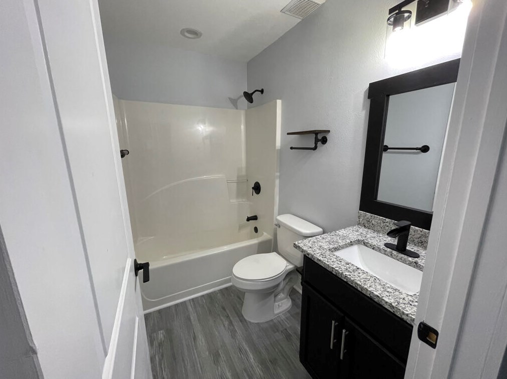 1331 Pearl St, Crestview FL  32536-2436 exterior