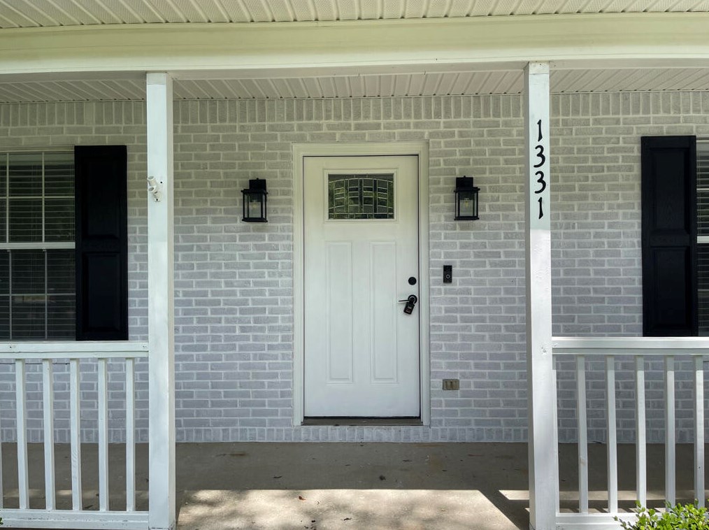1331 N Pearl Street N, Crestview, FL 32536