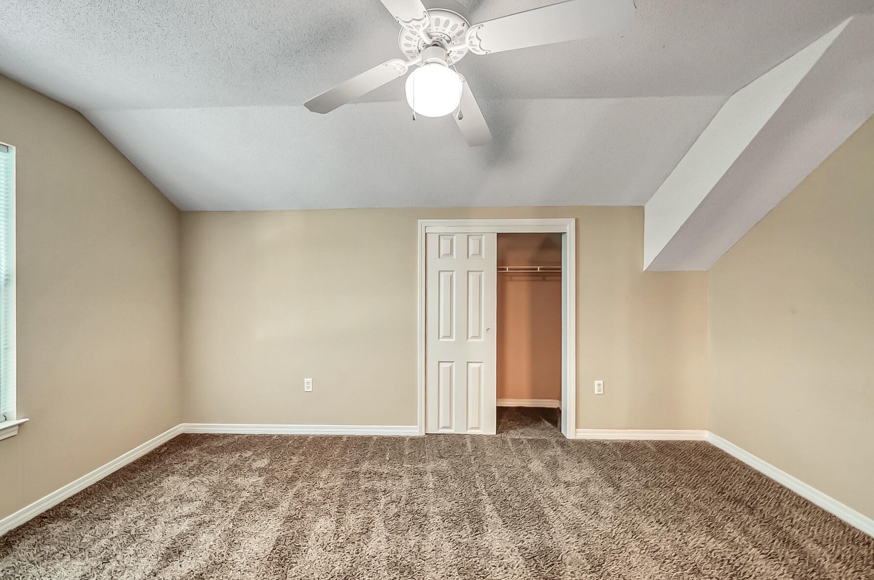 301 Ashley Dr, Crestview FL  32536-9292 exterior