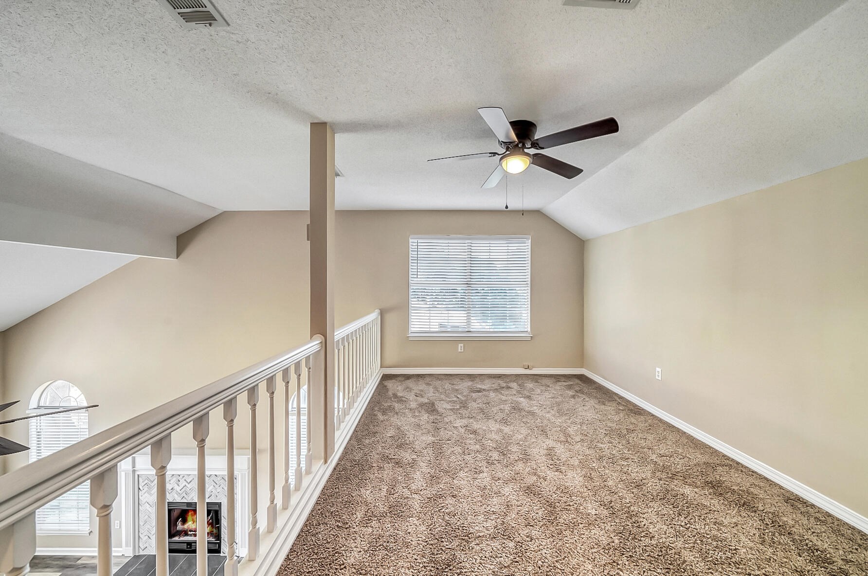 301 Ashley Dr, Crestview FL  32536-9292 exterior