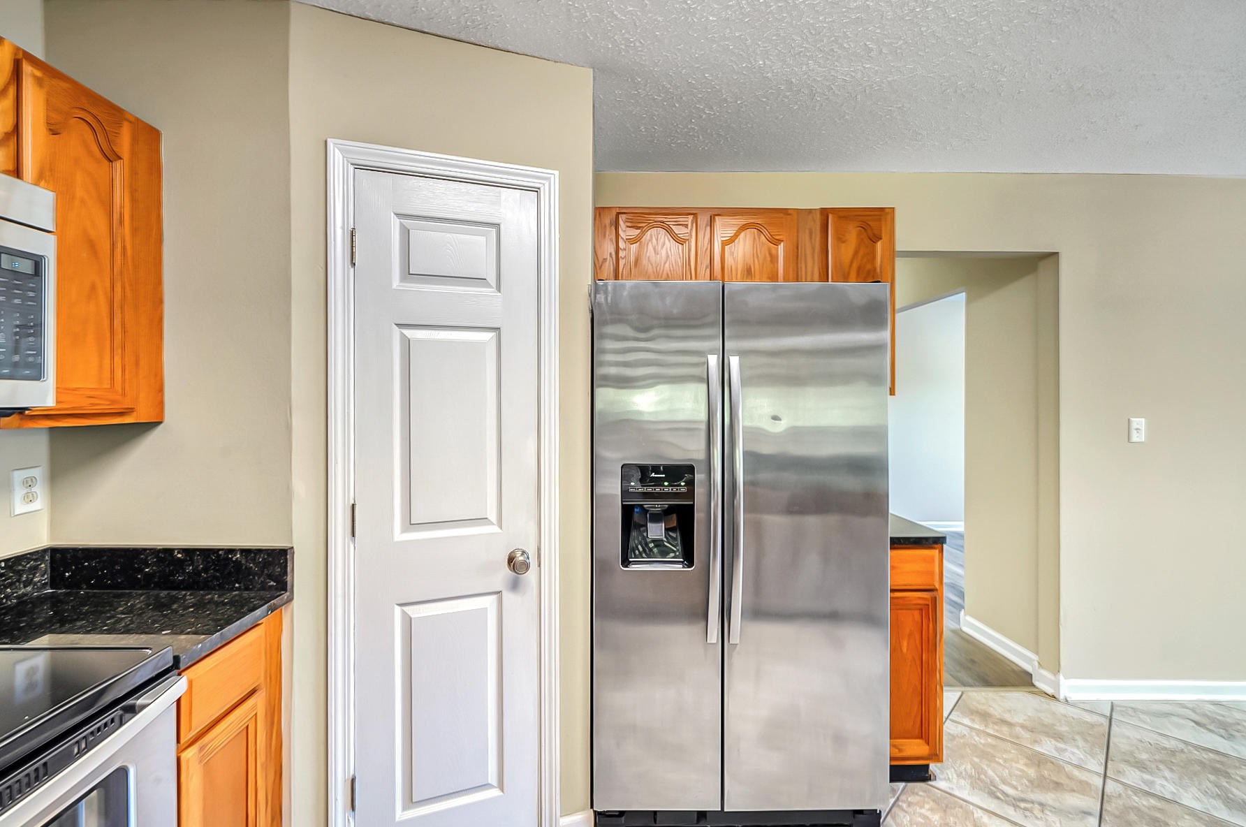 301 Ashley Dr, Crestview FL  32536-9292 exterior