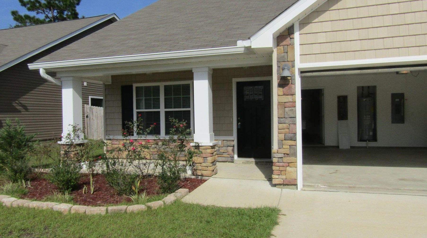 424 Eisenhower Dr, Crestview FL  32539-6953 exterior