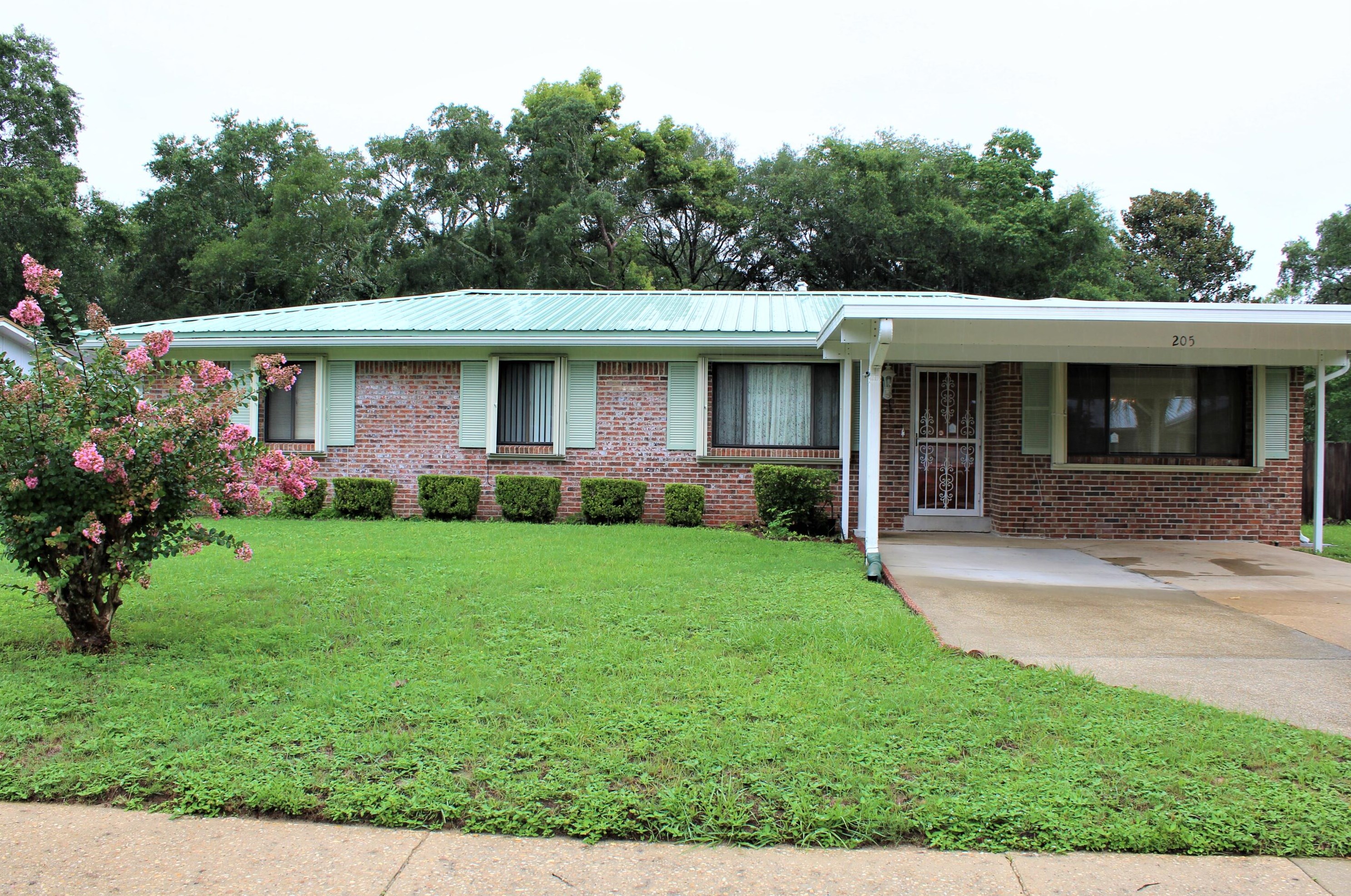 205 Hudson Cir, Niceville, FL 32578-3101
