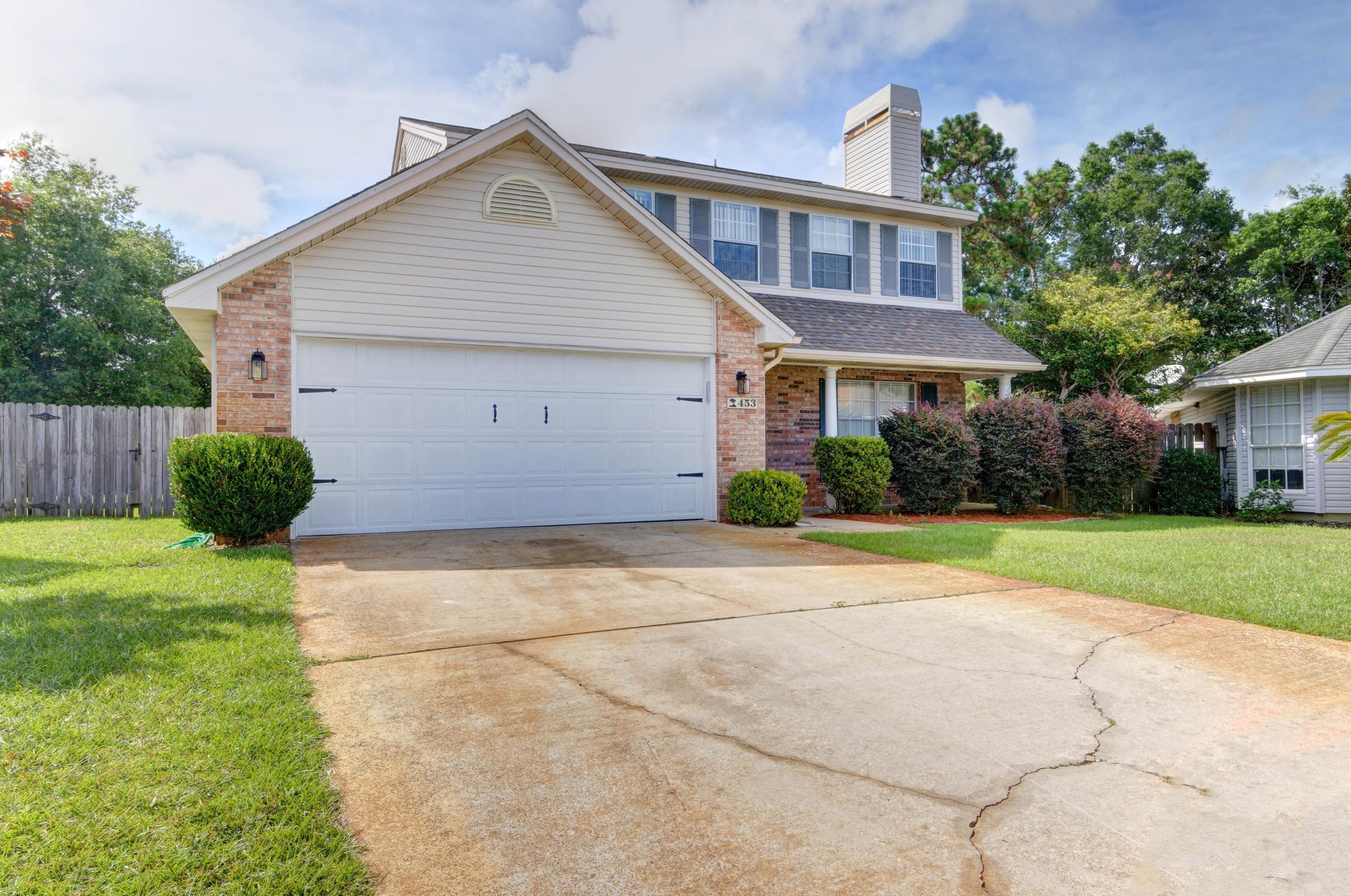 453 Forest Glen Pl, Mary Esther, FL 32569-1584