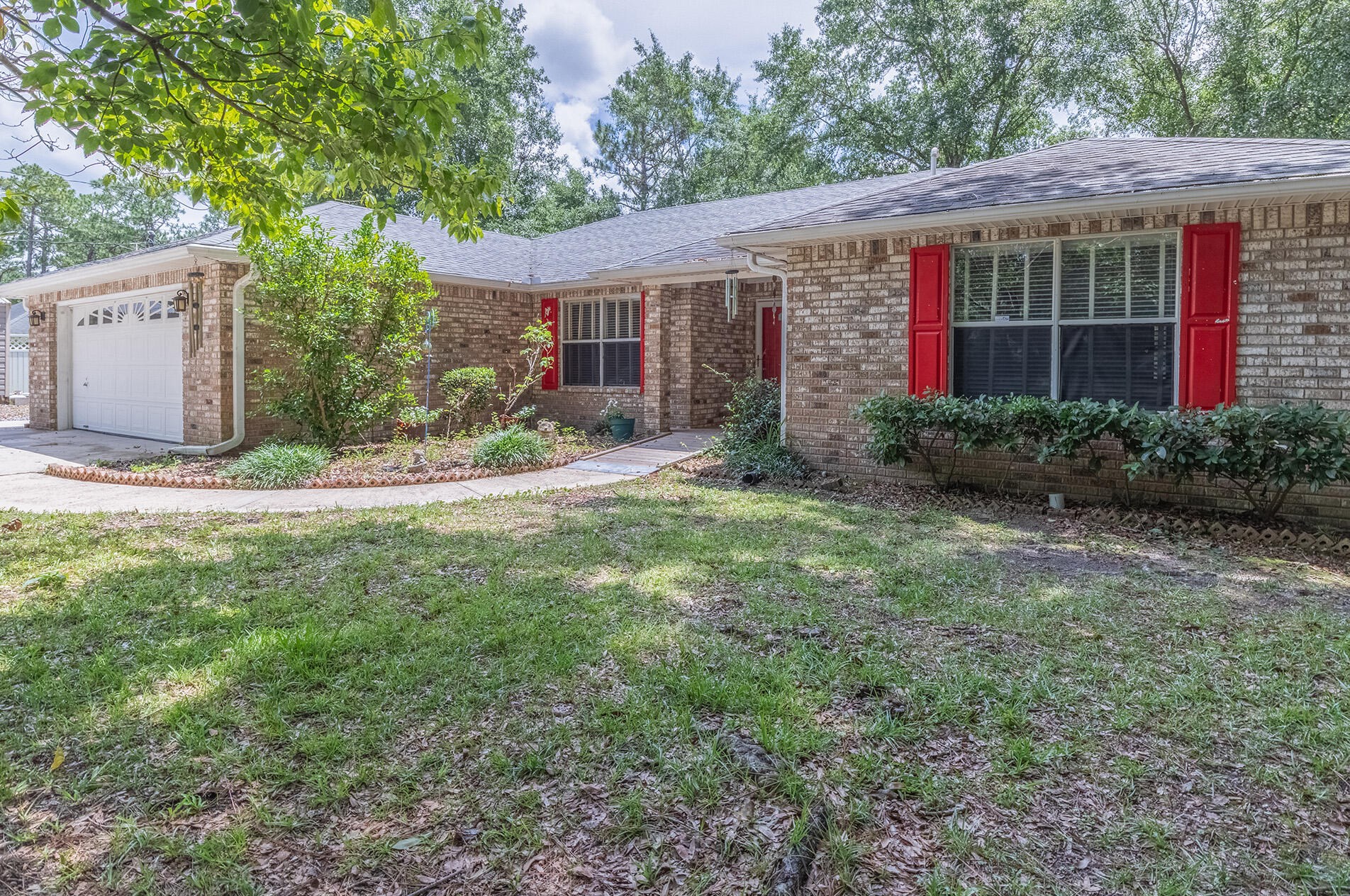 4671 Meadow Lake Dr, Crestview, FL 32539-6376