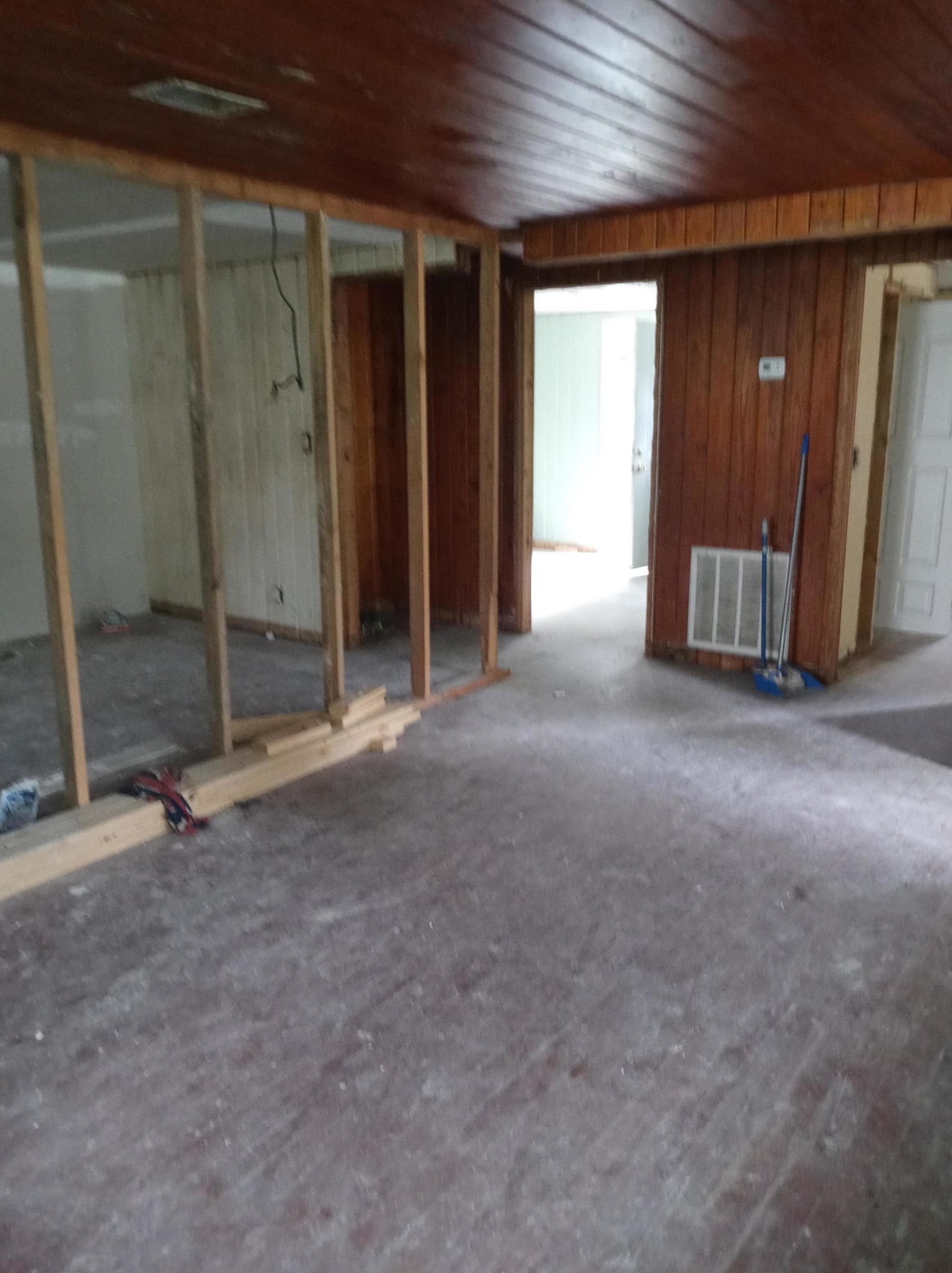 277 Bruce Ave, Defuniak Springs, FL 32435