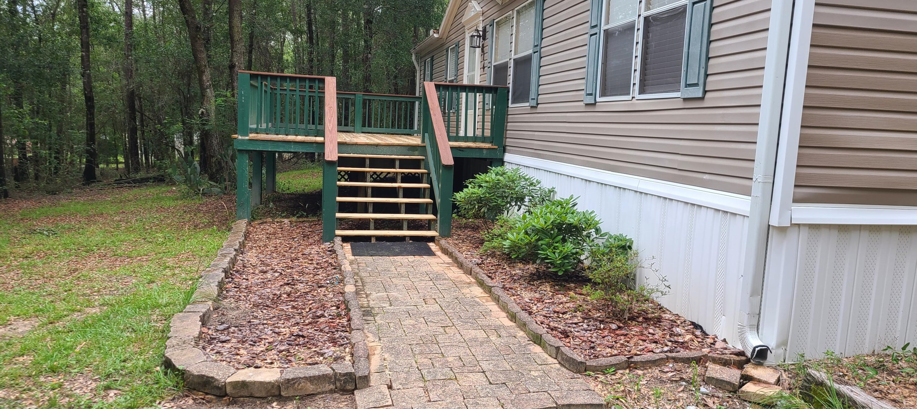 814 Trawick Creek Rd, Holt, FL 32564