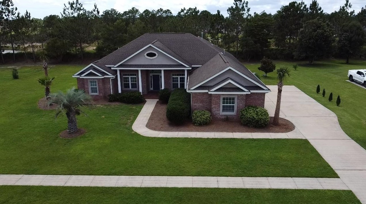 82 Double Eagle Ct, Freeport, FL 32439