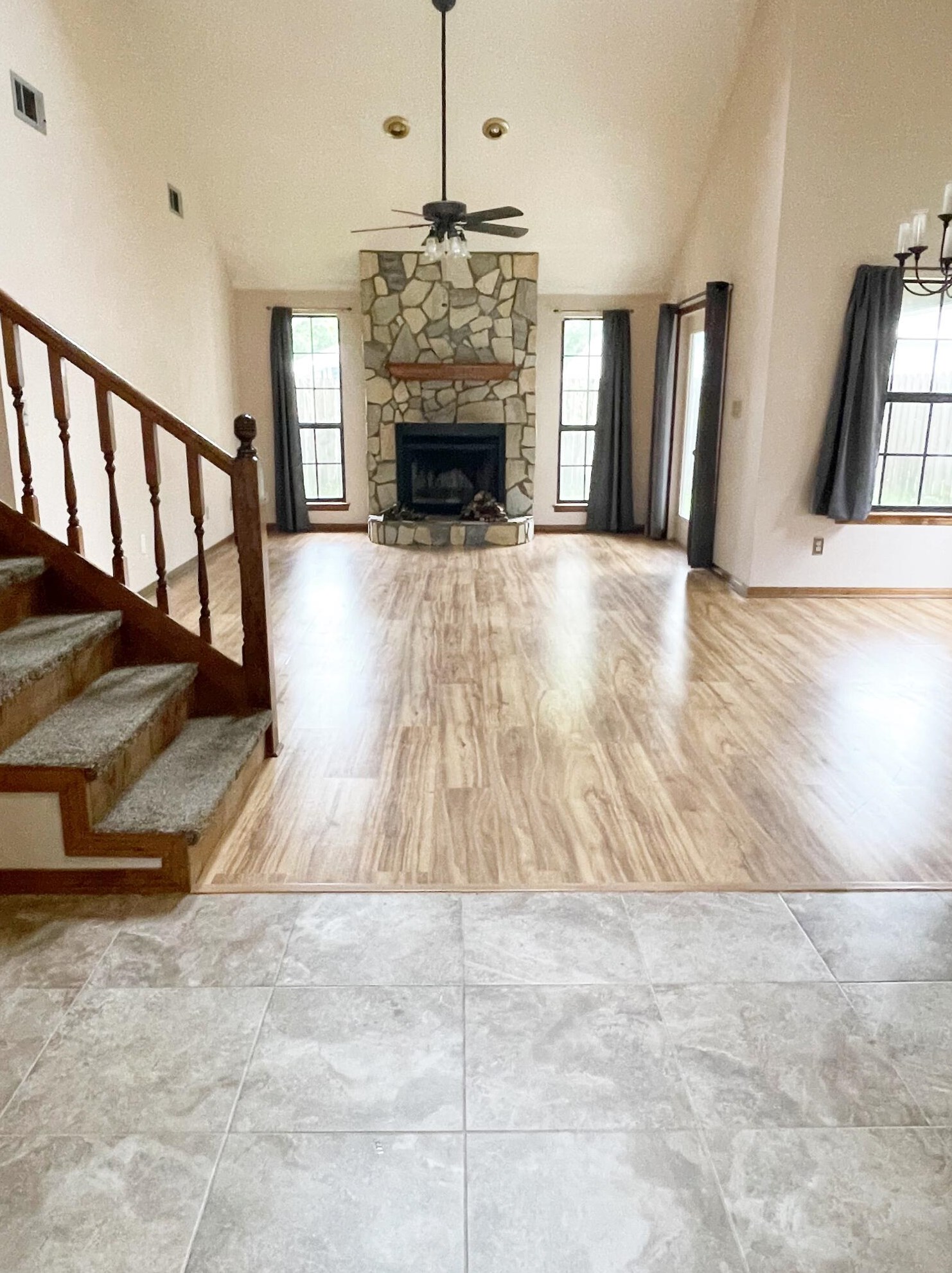 206 Woodland Park Cir, Mary Esther, FL 32569
