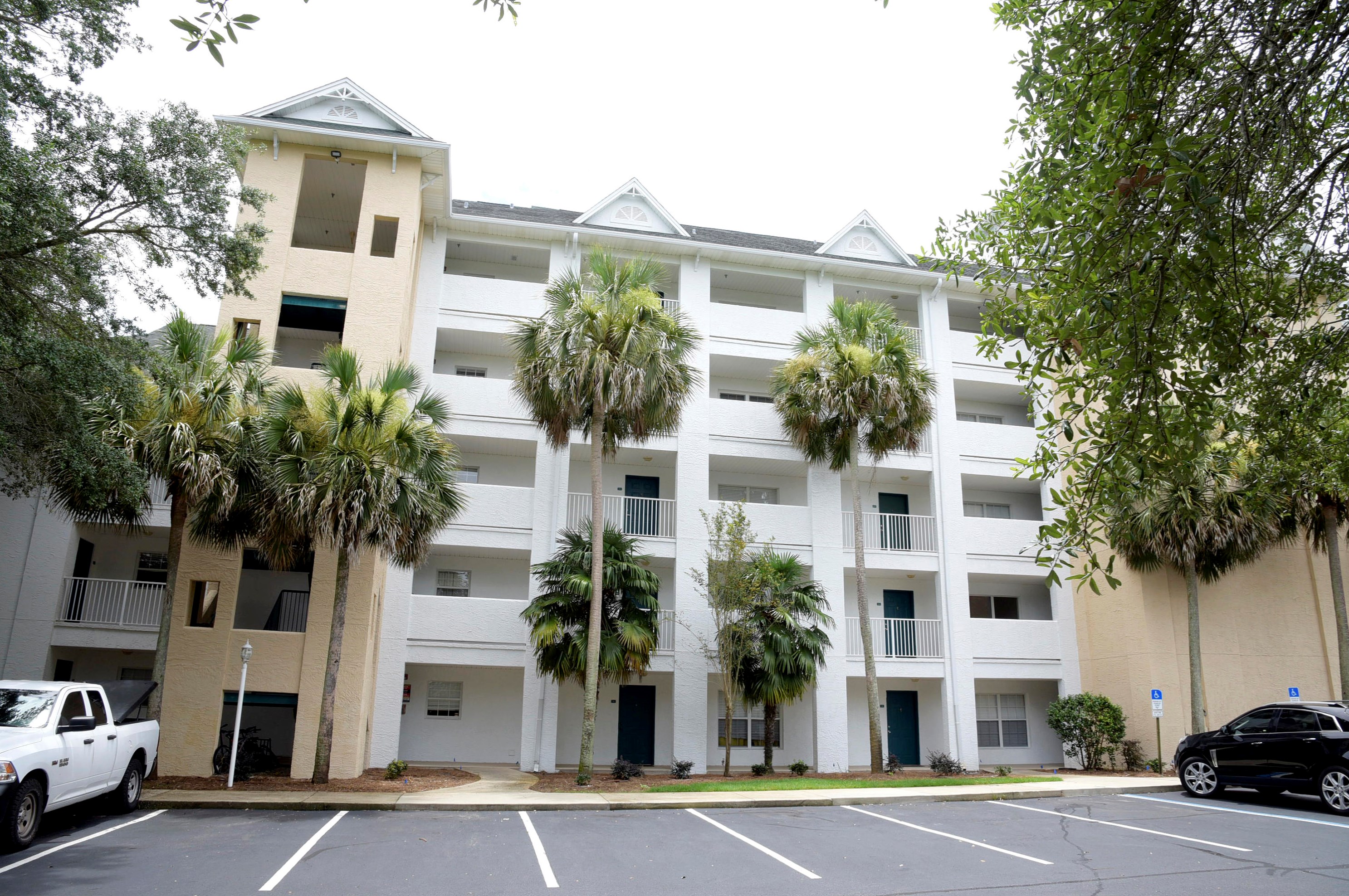 4276 Calinda Ln, Niceville, FL 32578-4547