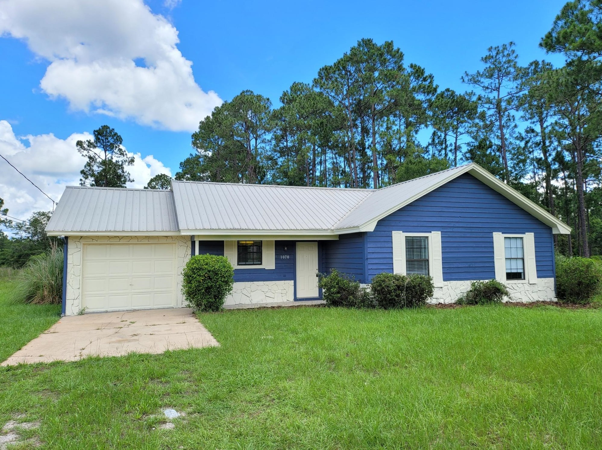 1070 Caswell Rd, Defuniak Springs, FL 32433