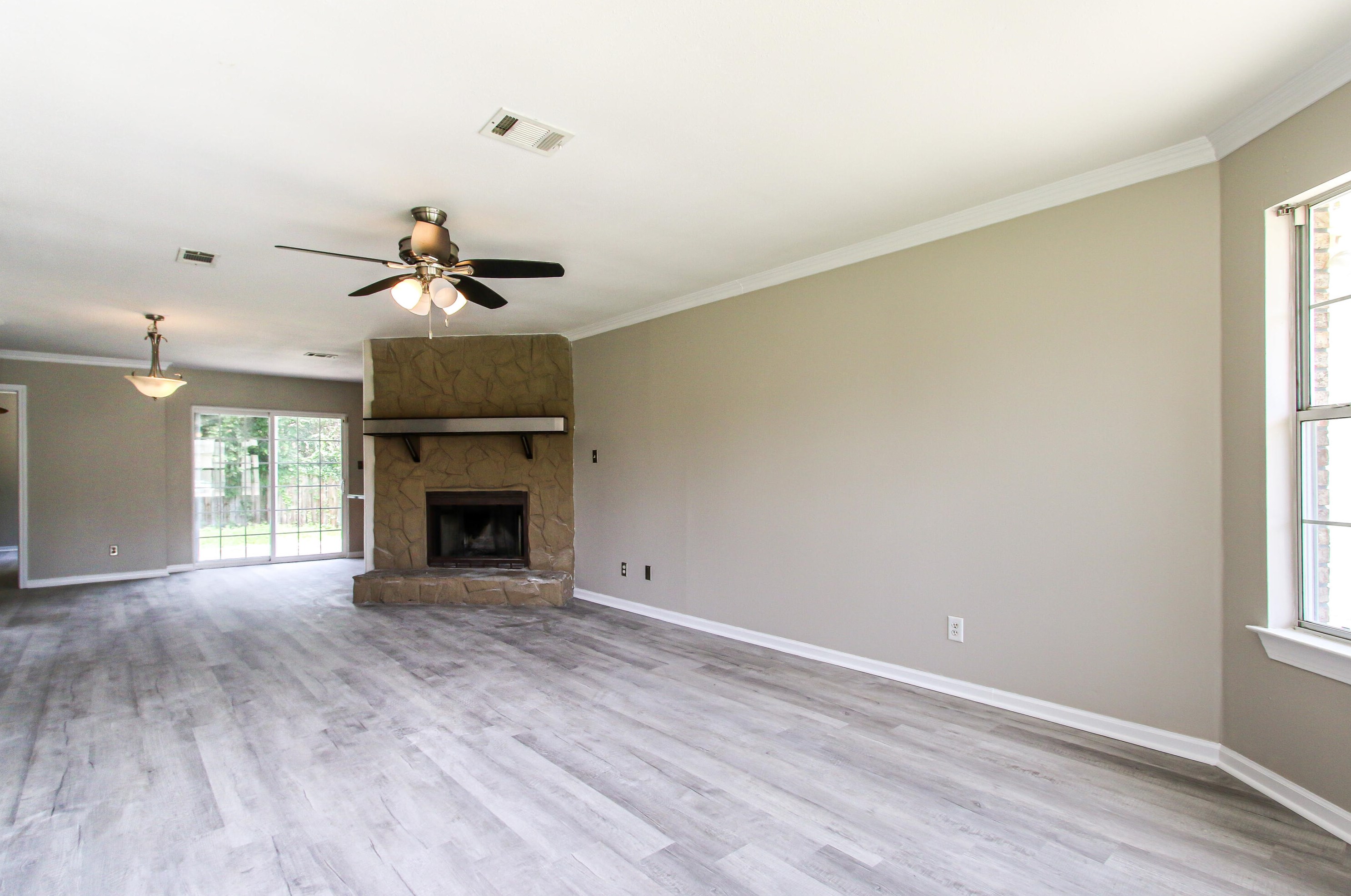 483 Managua Way, Mary Esther, FL 32569