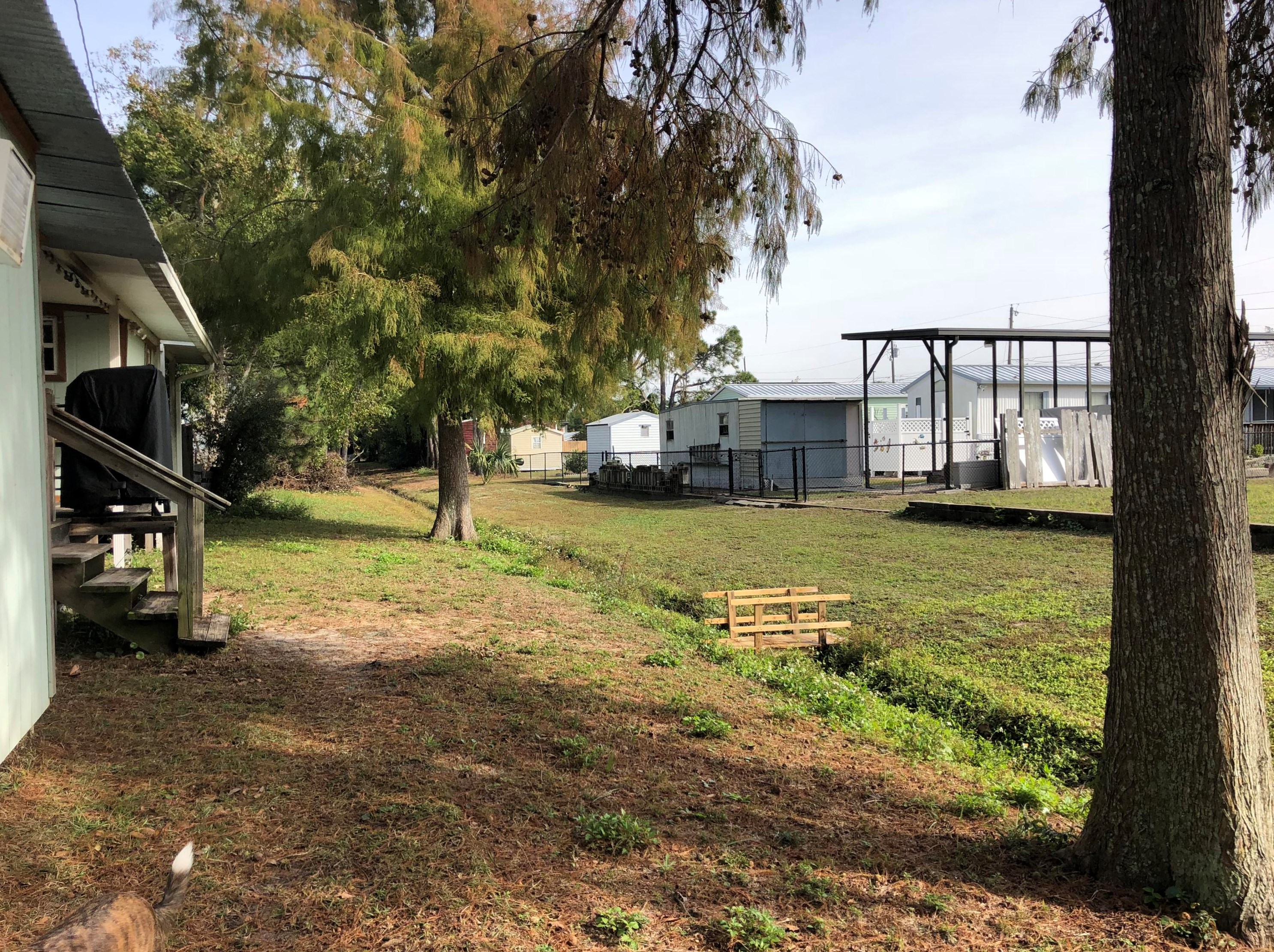 19512 Alta Vis Dr, Panama City FL 32413-3852 exterior