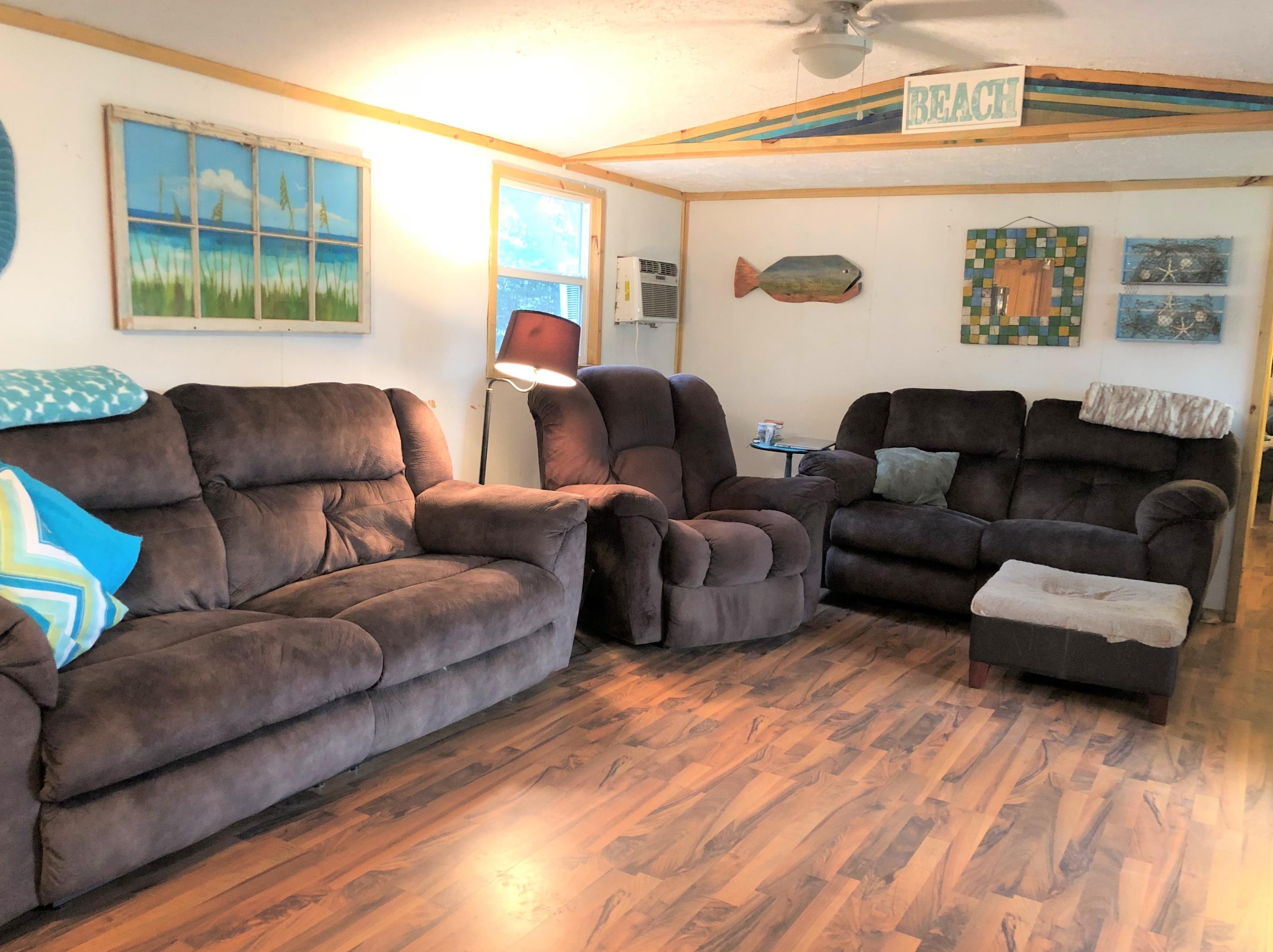 19512 Alta Vis Dr, Panama City FL 32413-3852 exterior