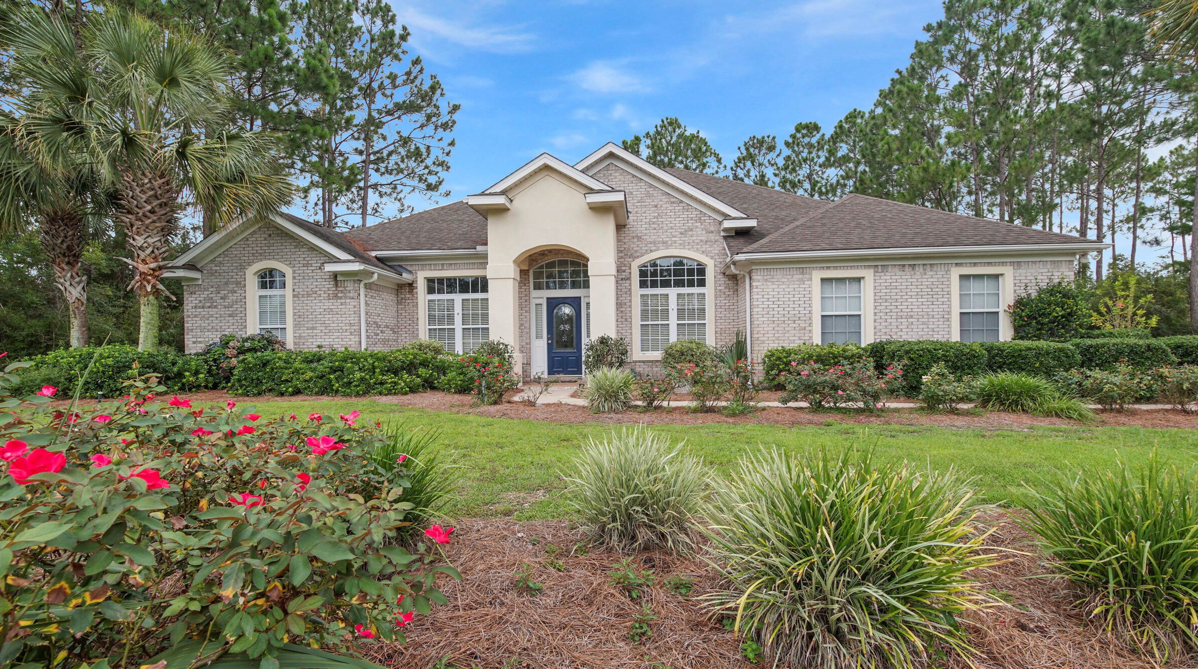 431 E Club House Dr E, Freeport, FL 32439