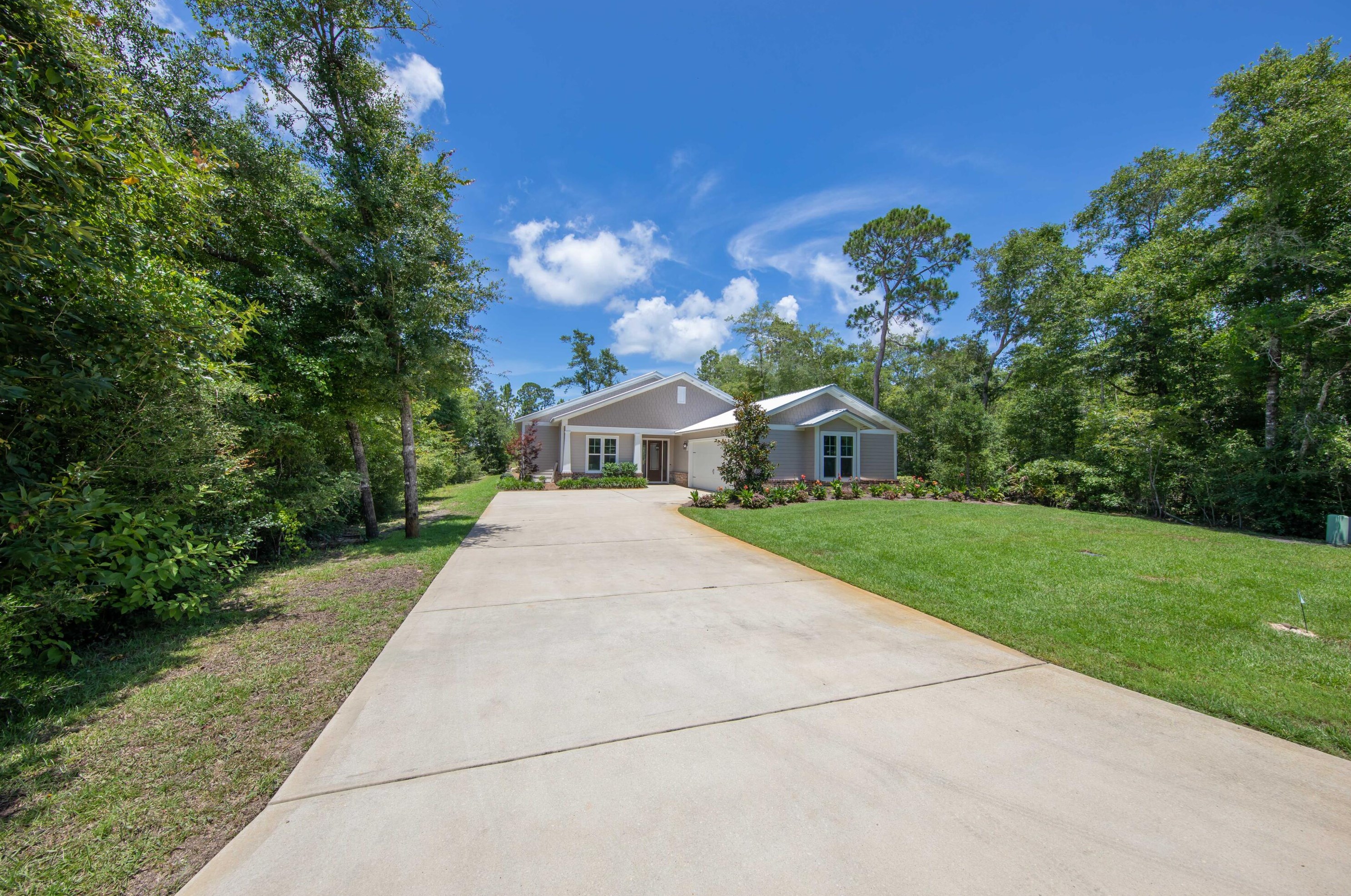 80 Hibernate Way, Freeport, FL 32439
